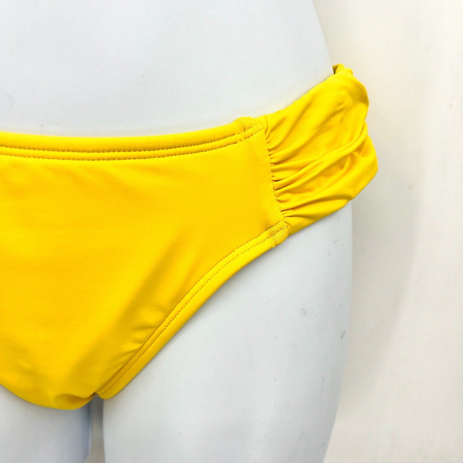 LAUREN RALPH LAUREN Shirred Hipster Bikini Bottom Size 4 Yellow Beach Club NWT