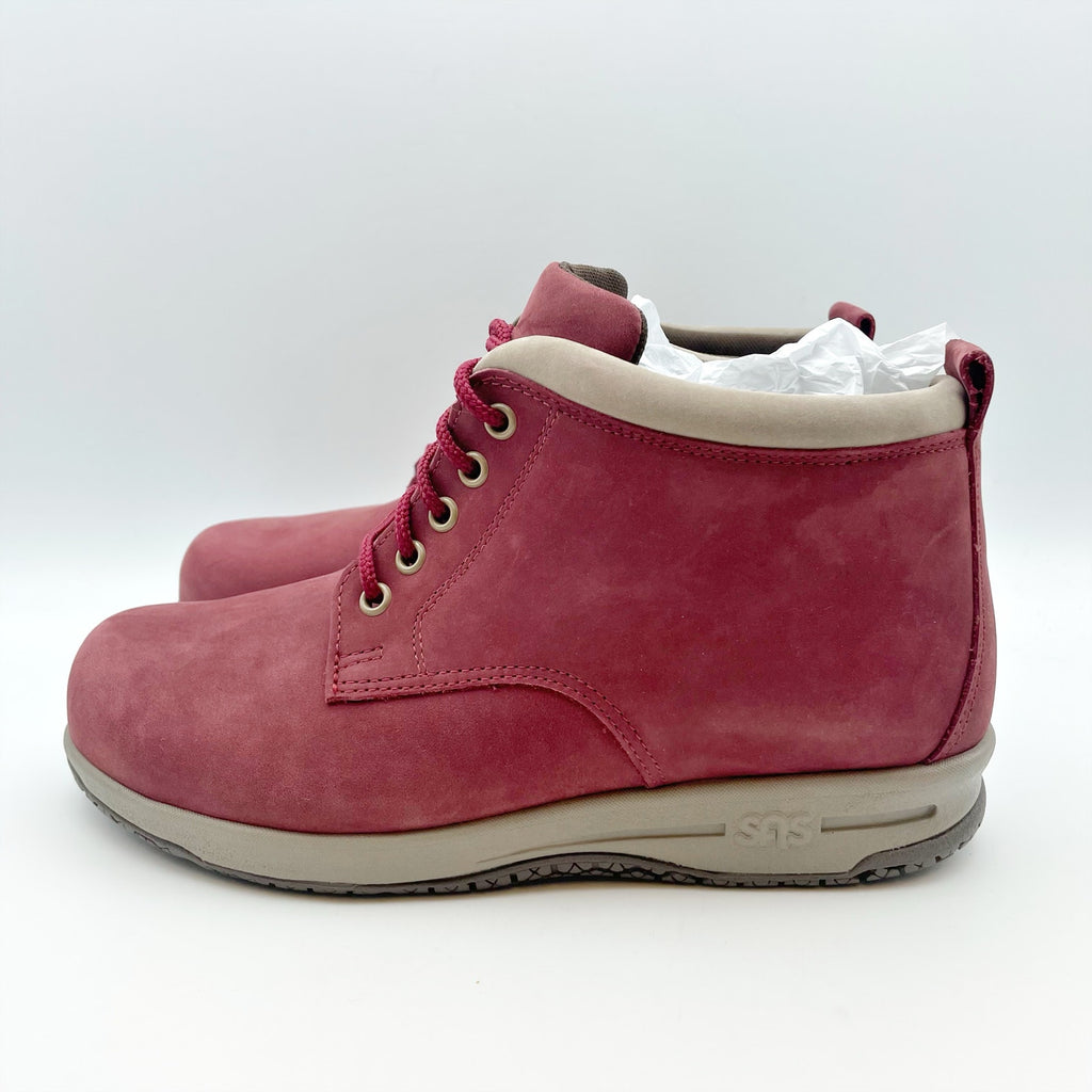 SAS Womens Gretchen Ankle Bootie US 6 WW EU 36.5 Red Leather Water Resistant NIB