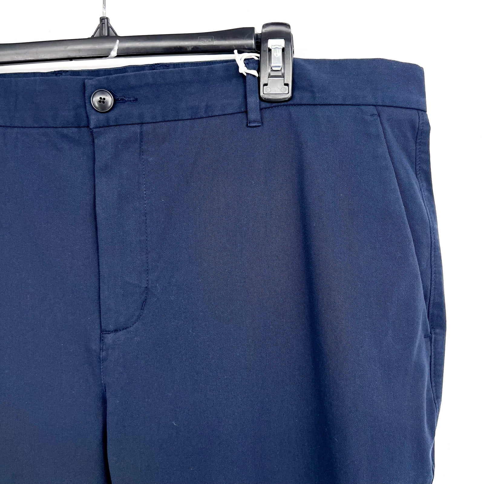 EVERLANE Uniform Mens Performance Chino Pants 40x28 Navy Blue Athletic Fit NWT