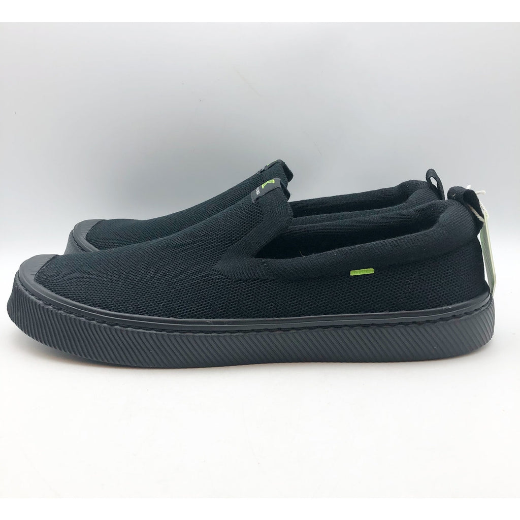 Cariuma Men's IBI Slip On Sneakers Size 13 All Black Knit Bamboo NIB