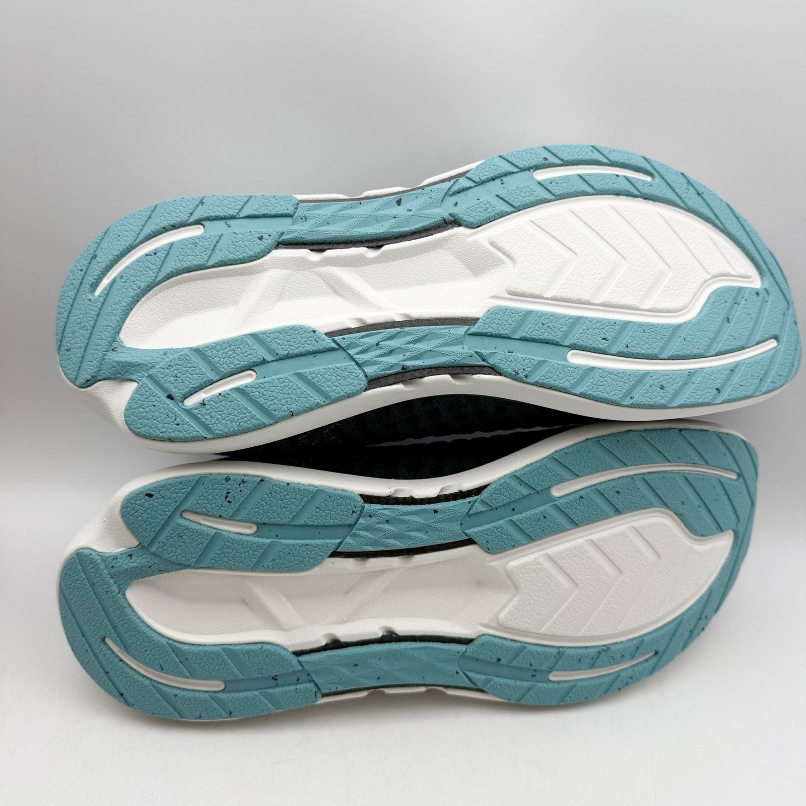Rabbit Mens Dream Chaser Running Shoes US 10 Blue Green Balsam Athletic Shoe NIB