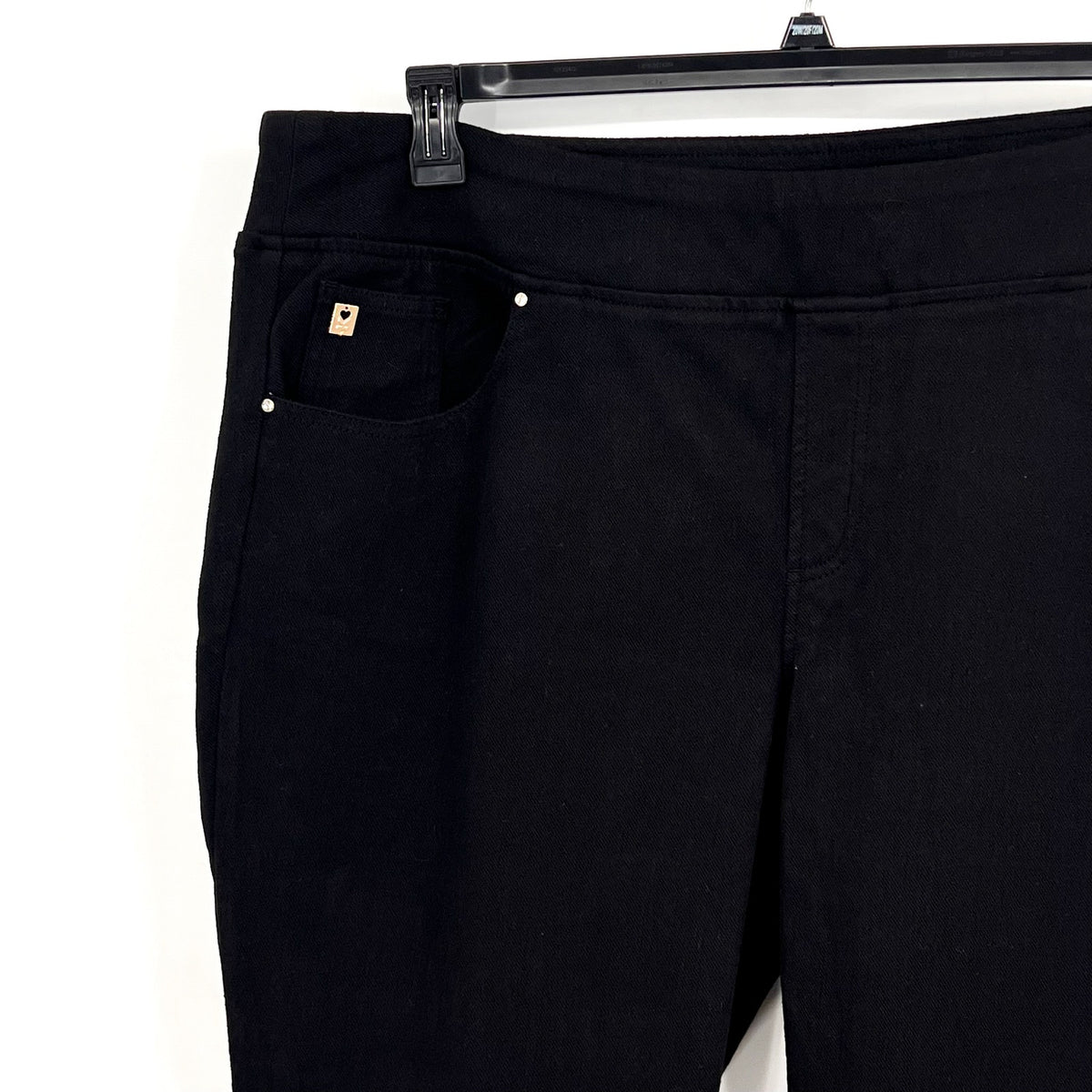 BELLE BY KIM GRAVEL Women's Flexibelle Capri Jeans 26W Black NWOT