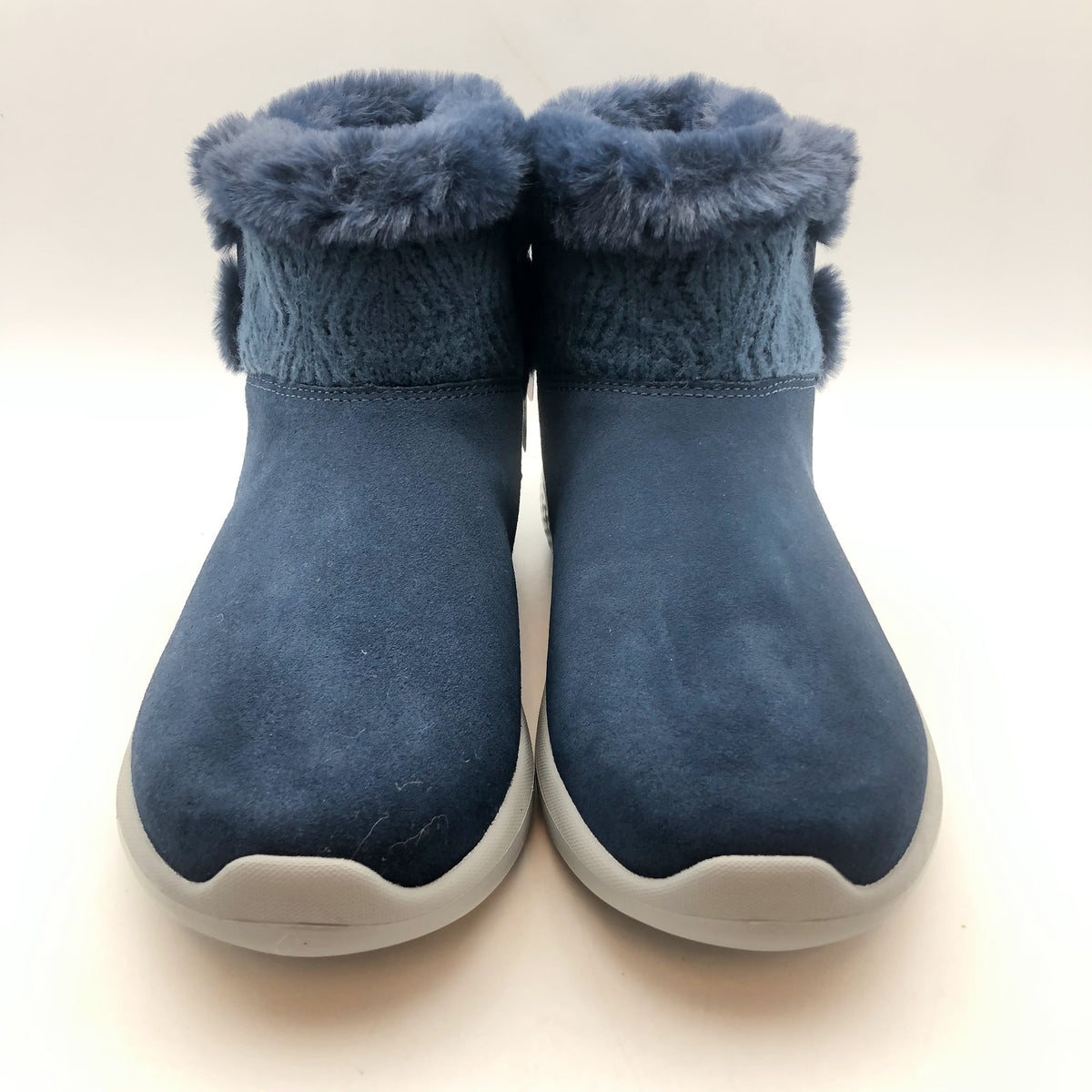 Skechers Womens On-the-GO City Boots 6 WIDE Navy Blue Water Repellent Suede NIB
