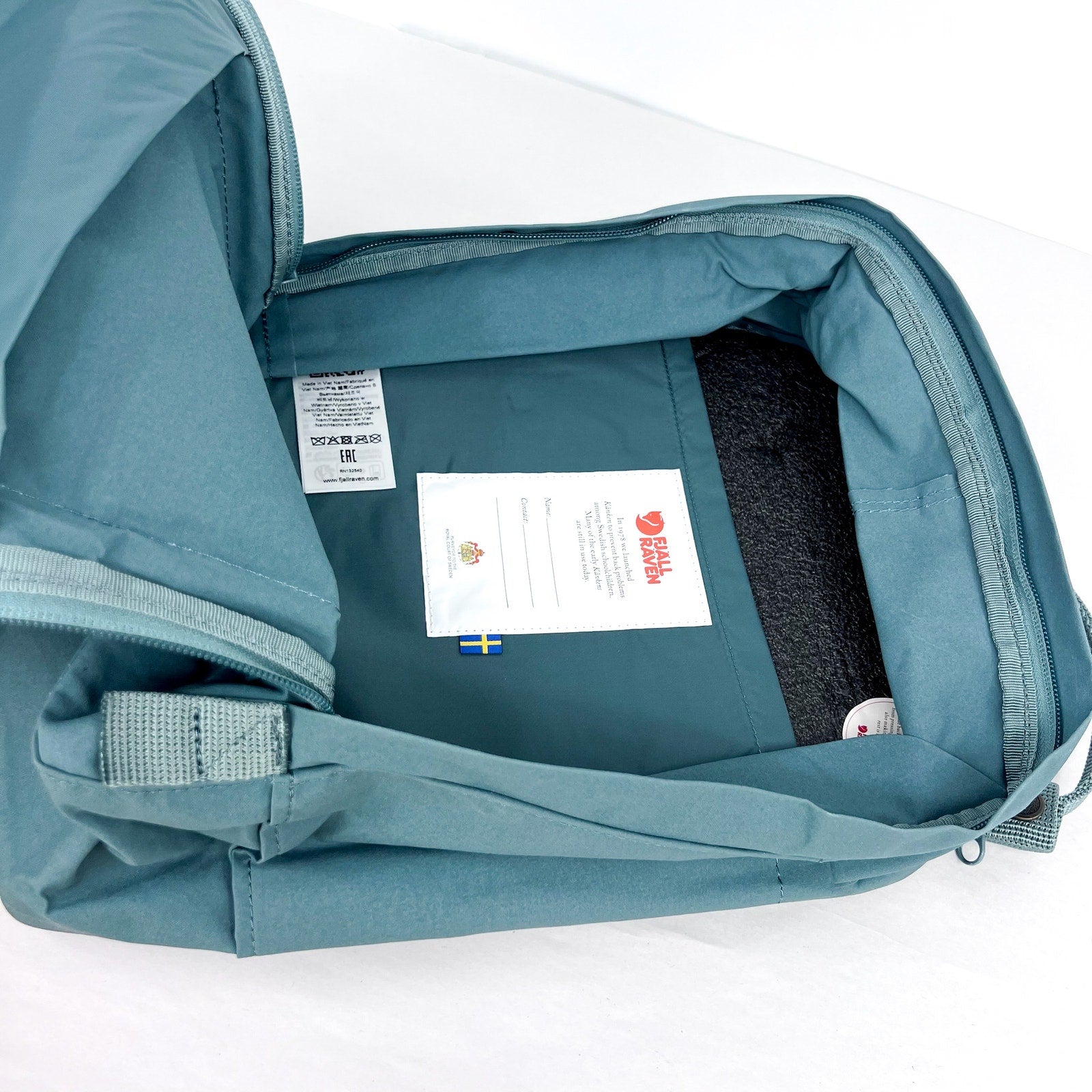 FJALLRAVEN Women's Kånken Mini Backpack Forest Green Water Resistant NWOT