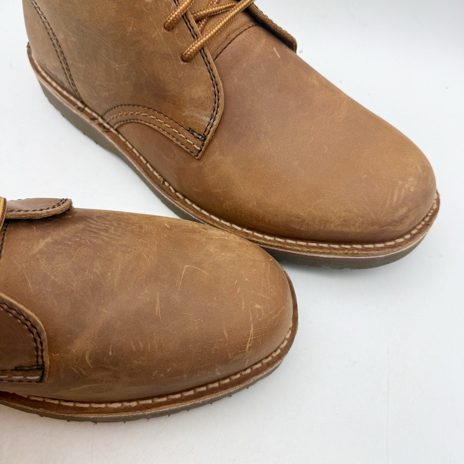 Clarks Mens Eastridge Mid Chukka Boots Size 10 WIDE EU 43 Brown Leather NWOB