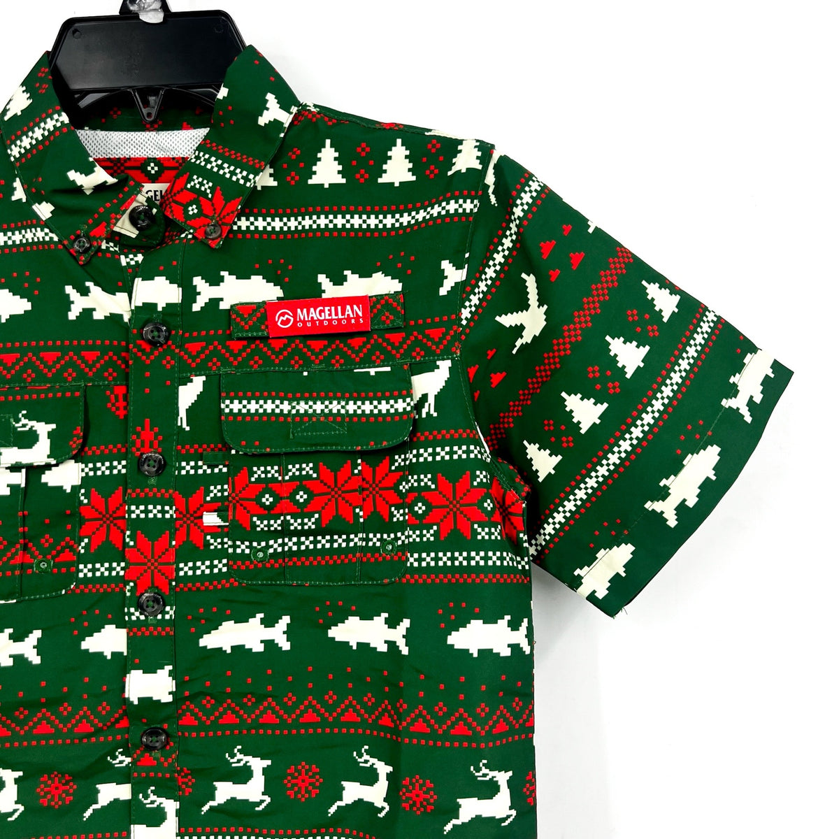 Magellan Boys Laguna Madre Holiday Fair Isle Fishing Shirt Small Green Red NWOT