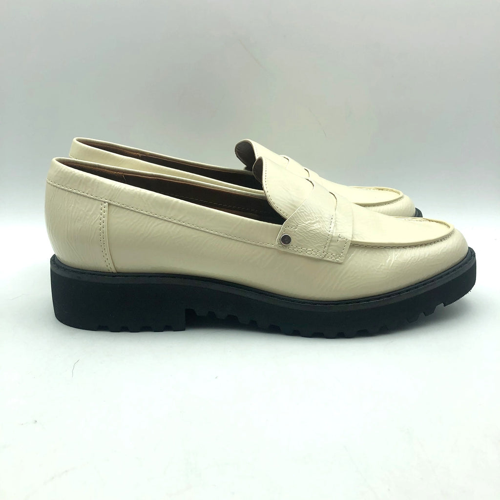 Franco Sarto Womens Cassandra Loafers US 7.5 Cream Vegan Patent Leather NIB