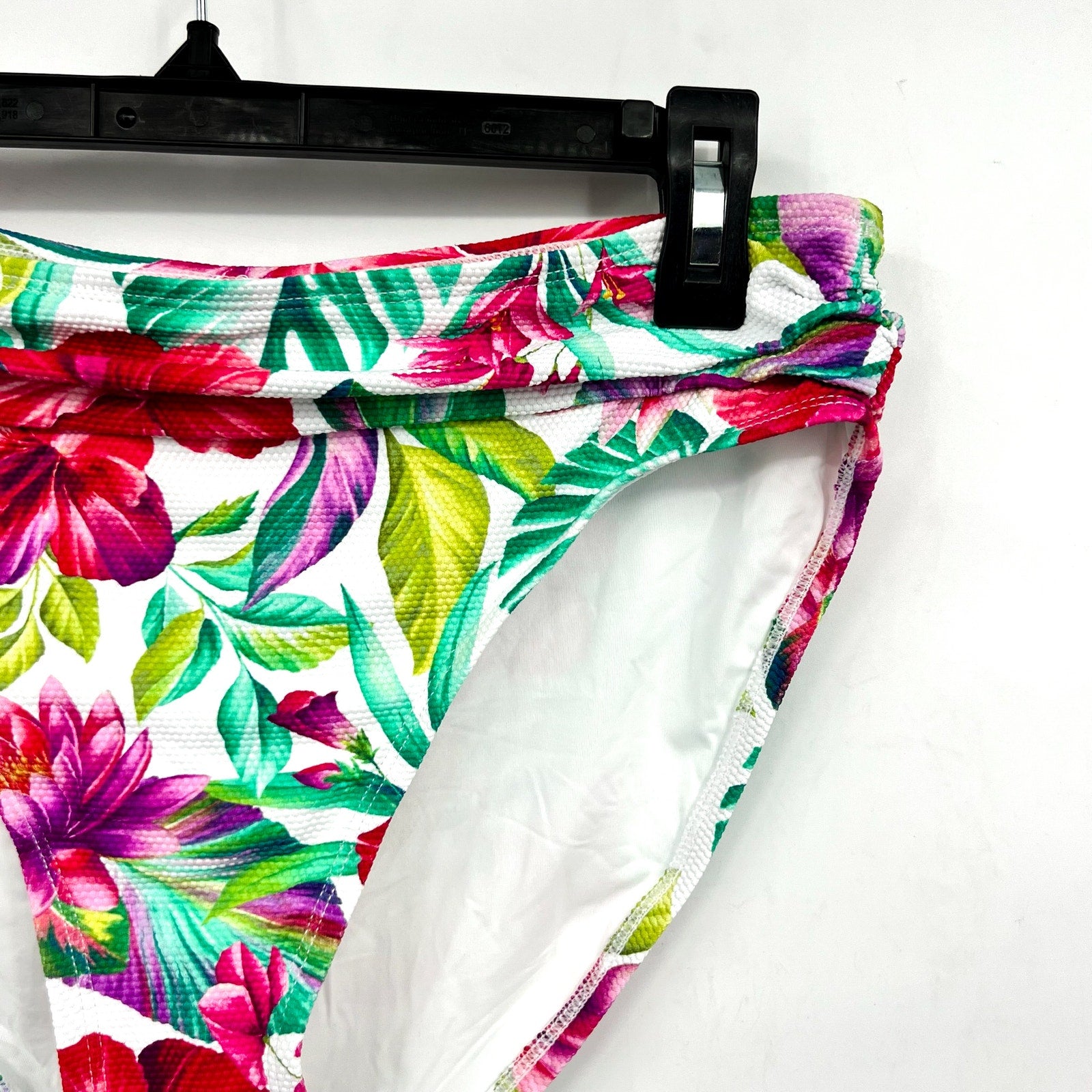 TOMMY BAHAMA Island Cays Fiesta Bikini Bottoms Medium White Pink Floral NWT