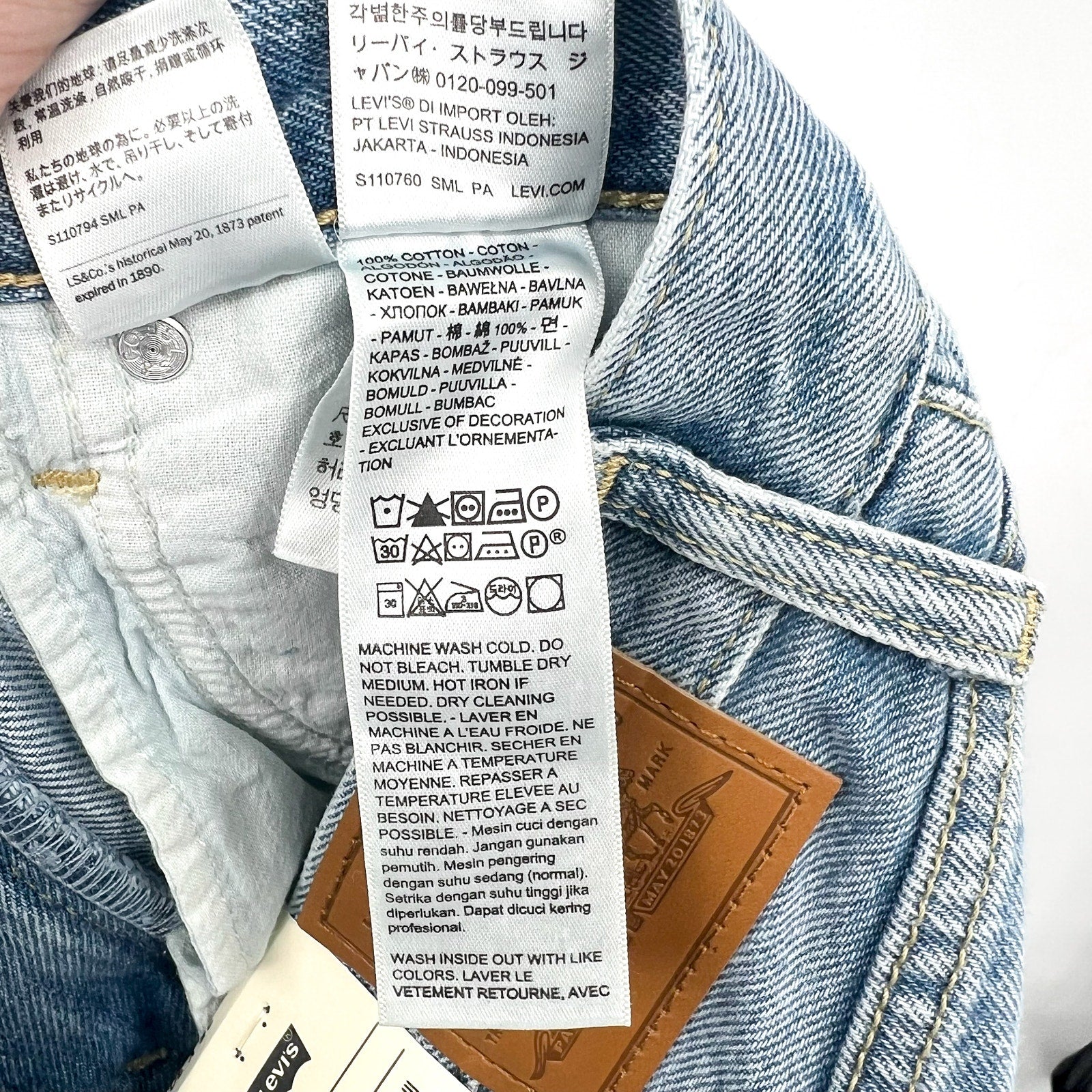 LEVI'S Womens Dad Straight Jeans 25x30 Size 0 Far And Wide Light 79770-0019 NWT