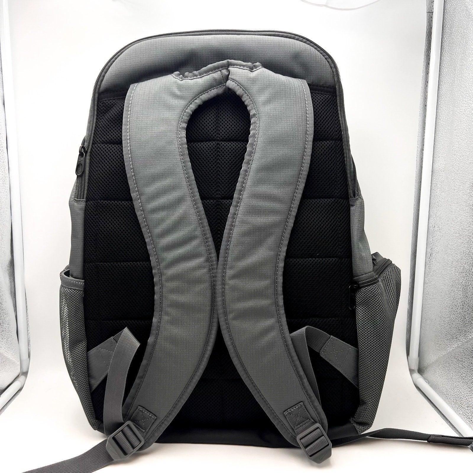 Nike Unisex Brasilia 9.5 Training Backpack XL 30L Iron Grey Black White NWT
