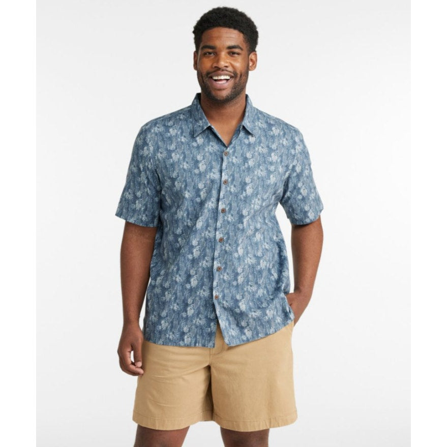 L.L. BEAN Mens Tropics Print Short-Sleeve Shirt Small Storm Blue Leaves NWT