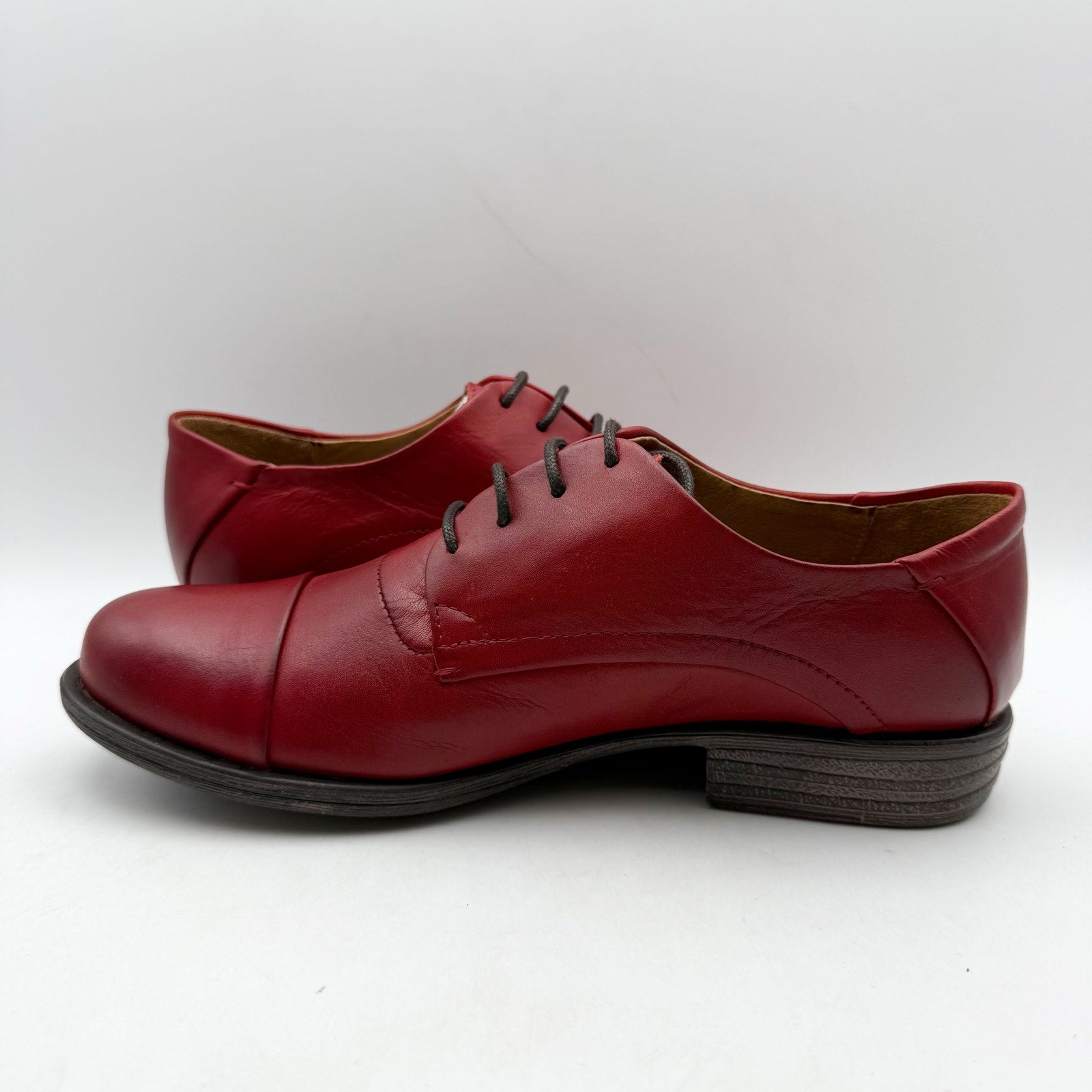 Miz Mooz Womens Letty Oxford Shoes US 8 M EU 38 Red Leather NIB