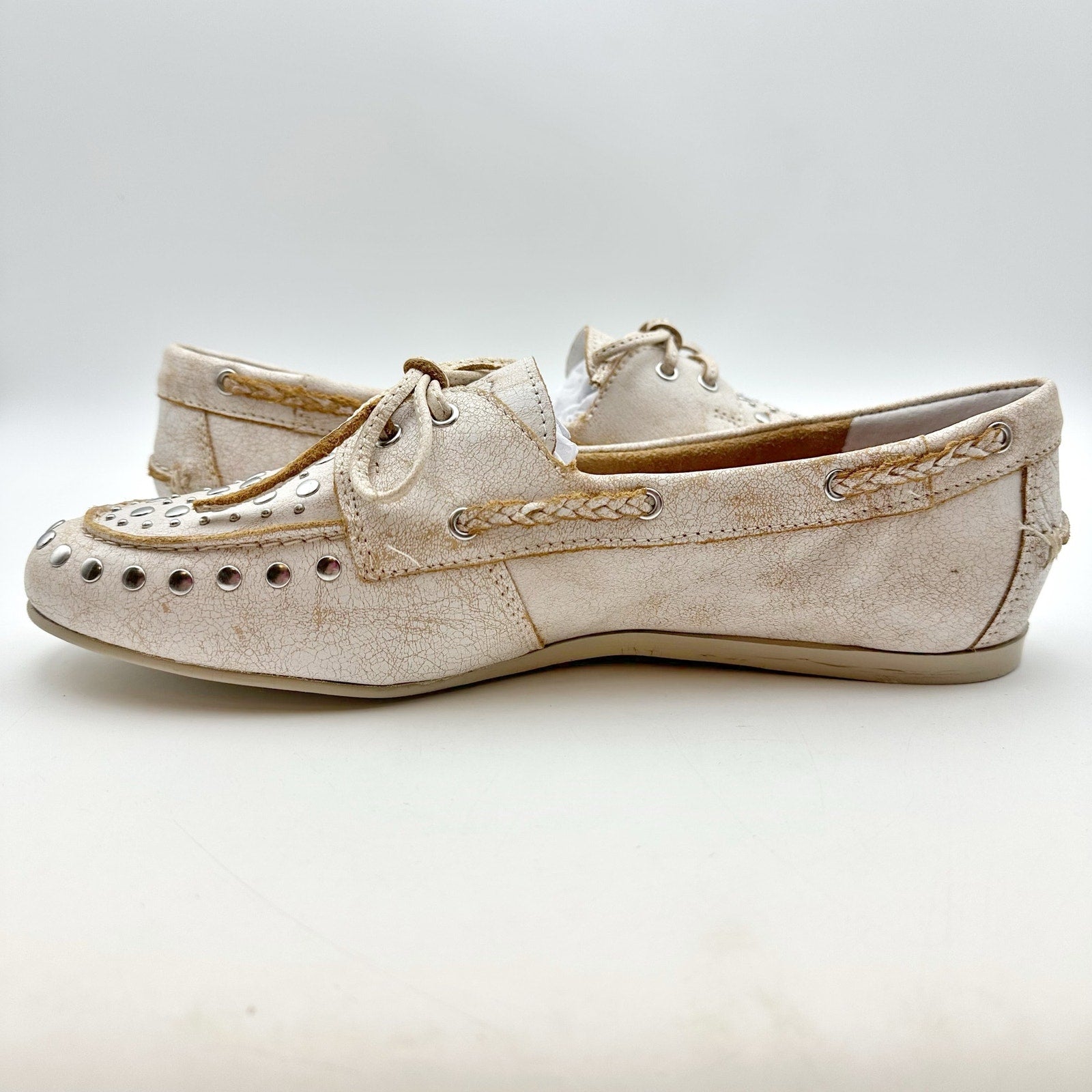 Lucky Brand Womens Timini Studded Loafers Size 8 Distressed White Leather NIB
