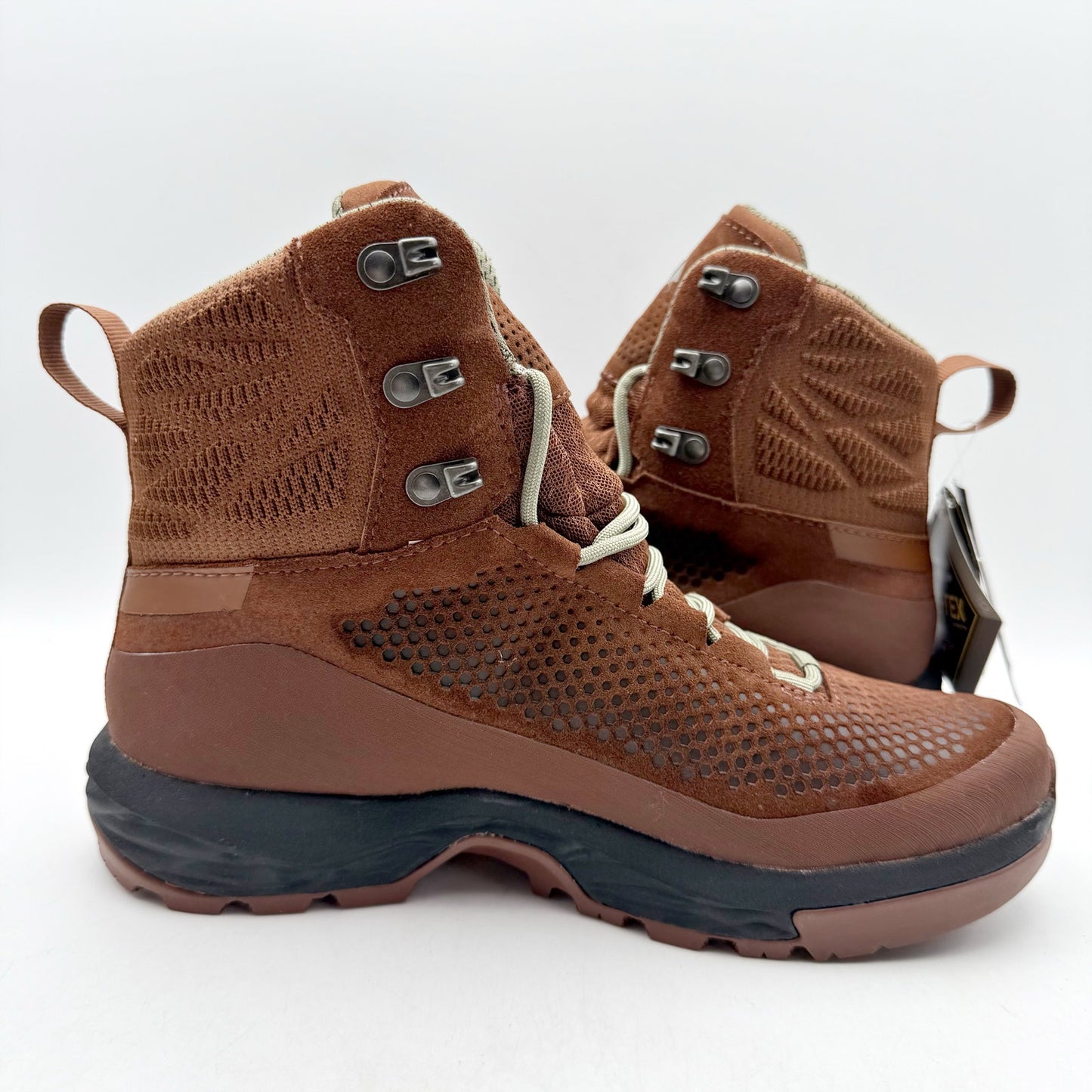 Vasque Womens Torre AT GTX Boots US 8.5 M EU 39 Brown Leather Waterproof NIB