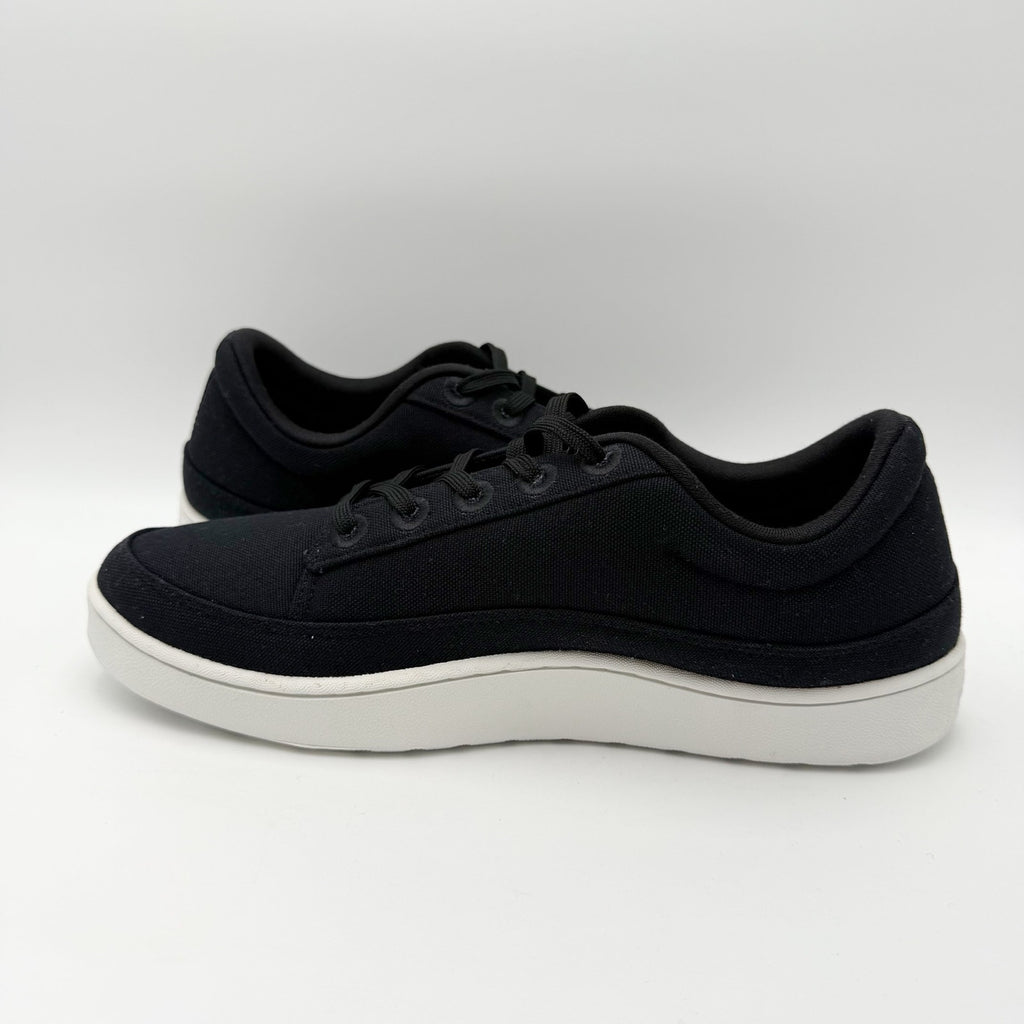 ALLBIRDS Mens Canvas Pacer Casual Sneakers Size 11 EU 43.5 Black White NIB
