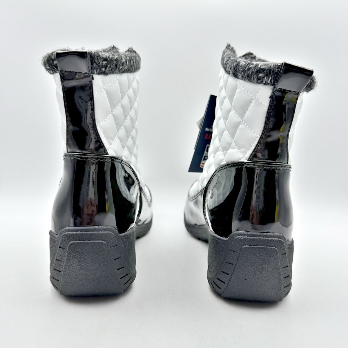Khombu Womens Megan Snow Boots Size 8 Wide White Black Waterproof NIB