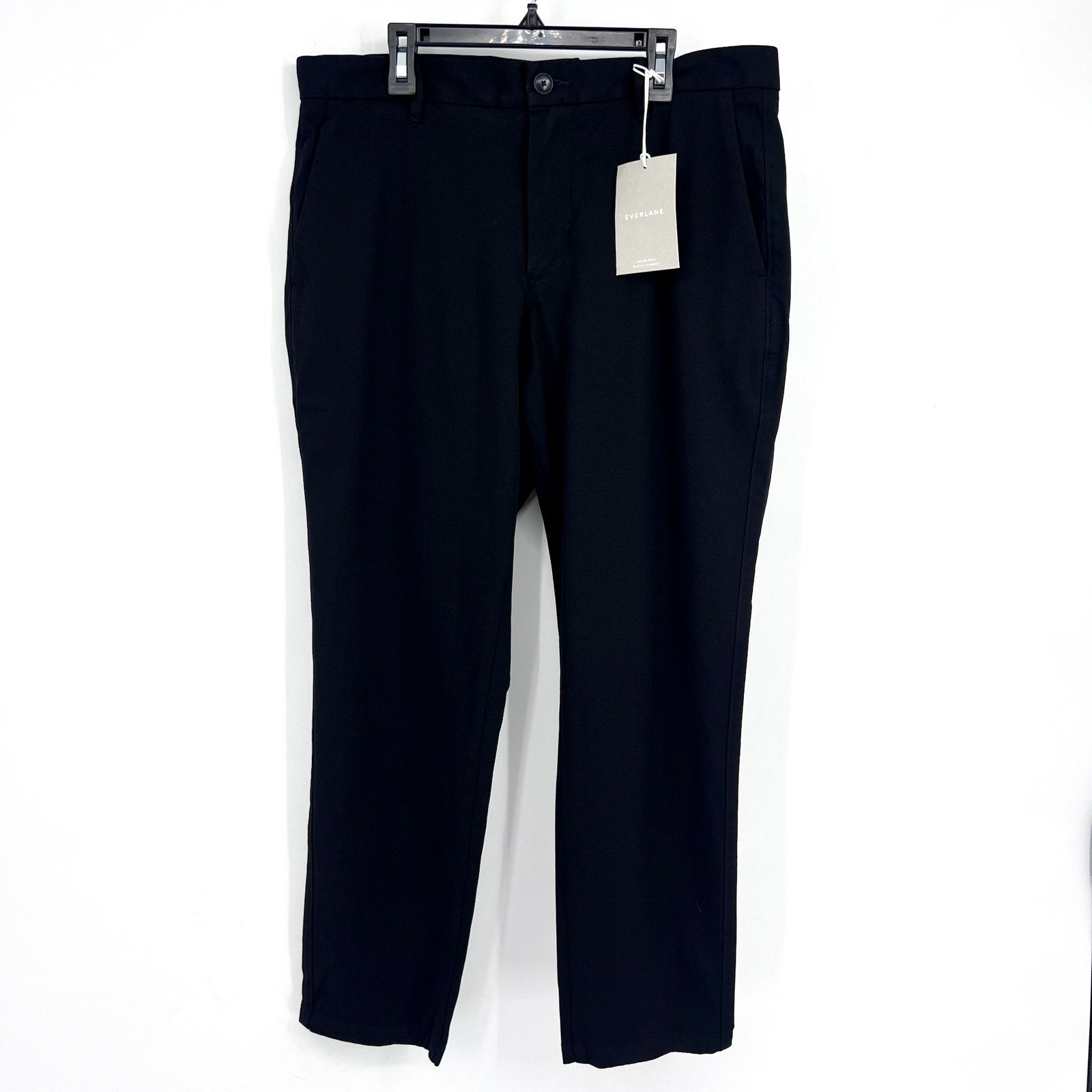 EVERLANE Uniform Mens Performance Chino Pants 29x28 Black Athletic Fit NWT