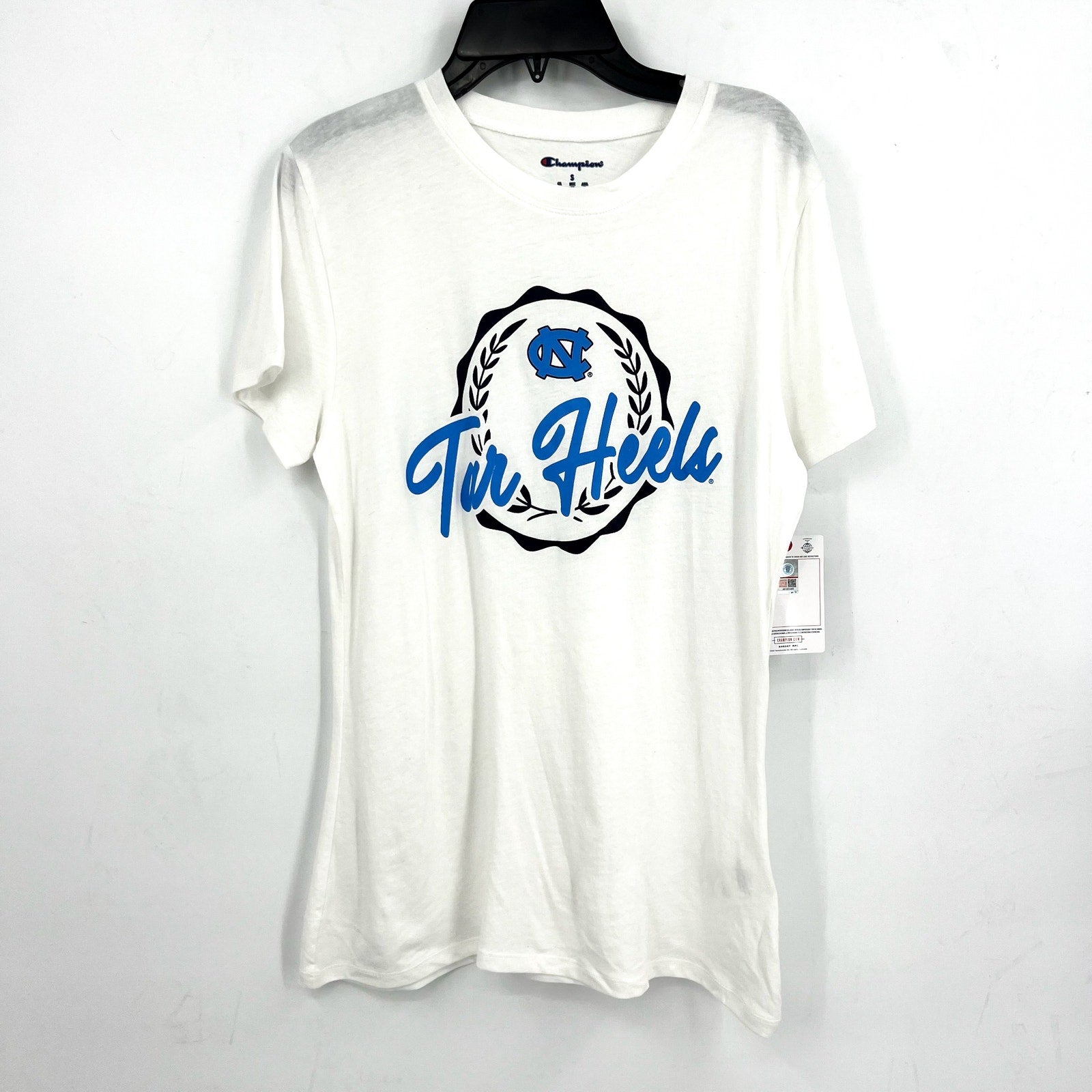 Champion Womens North Carolina Tar Heels T-Shirt Small White Short Sleeve NWT