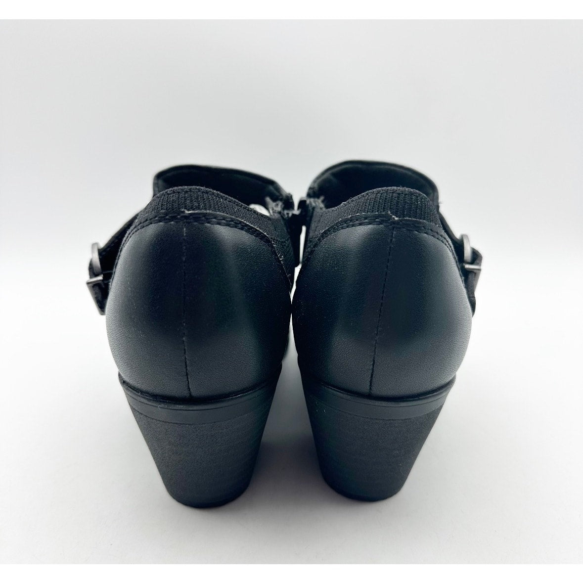 Clarks Women's Emily 2 Darcey Ankle Bootie Size 6 M Black Leather Round Toe NIB