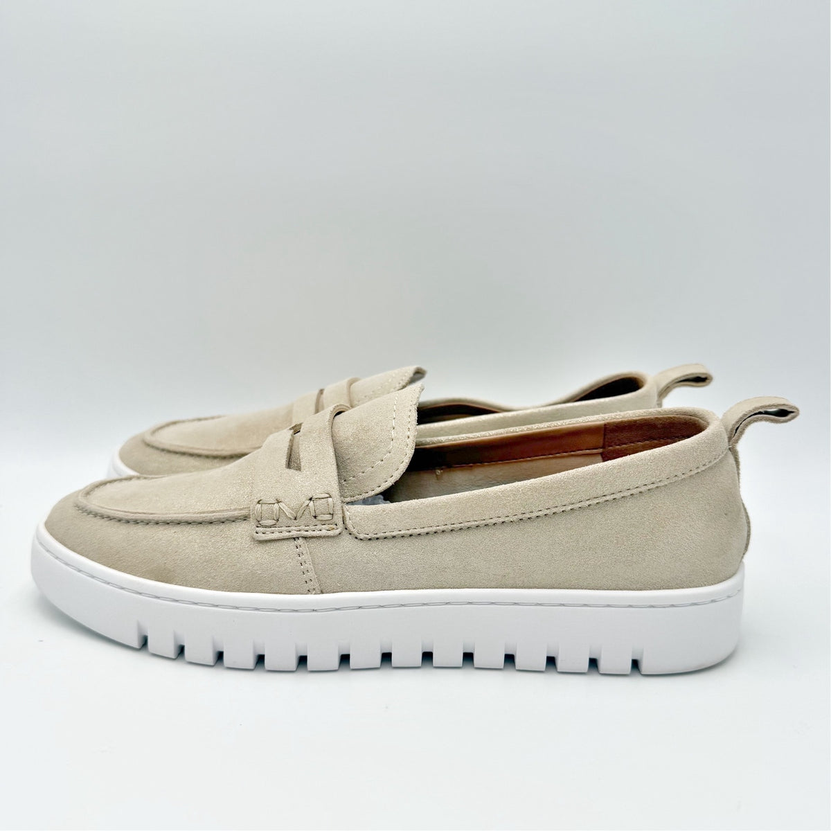 VIONIC Womens Uptown Loafers Size 7.5 M Gold Shimmer Leather Slip-ons NWOB