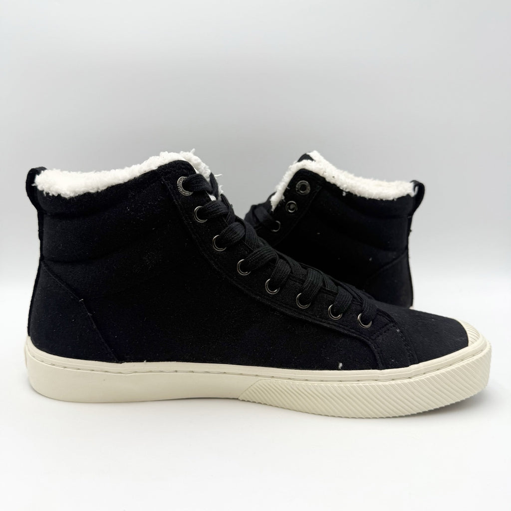 Cariuma Mens OCA Therma High Top Sneakers US 11 Black White Water Repellant NIB