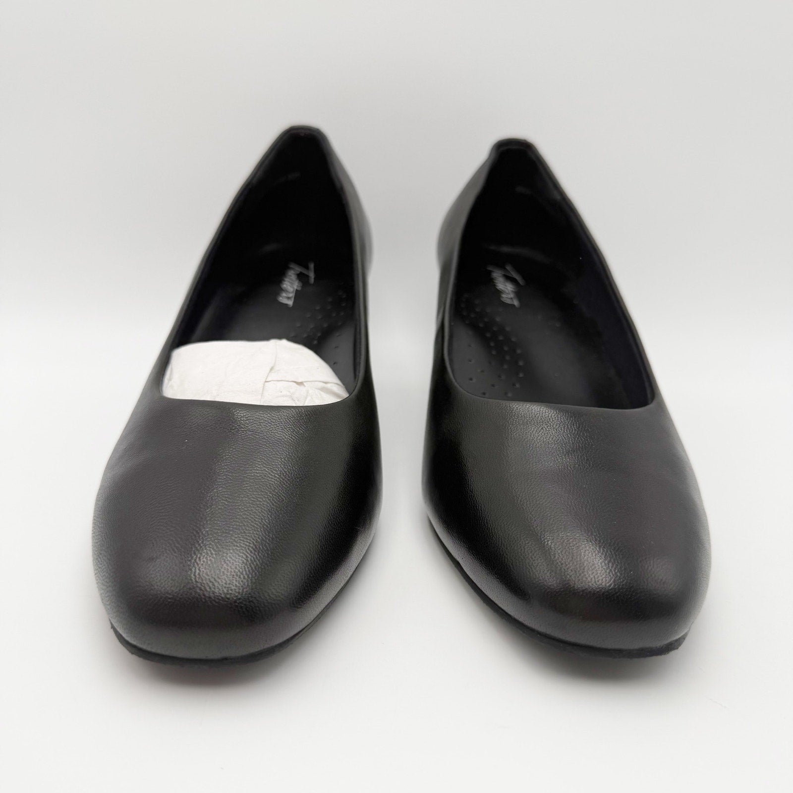 Trotters Womens Daria Pumps Size 9 WW Black Leather Heels NIB