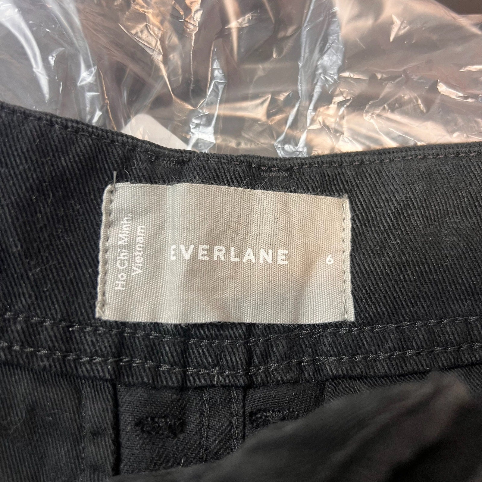 EVERLANE Women's The Utility Pant Size 6 Black Buttersoft Tapered Leg NWT