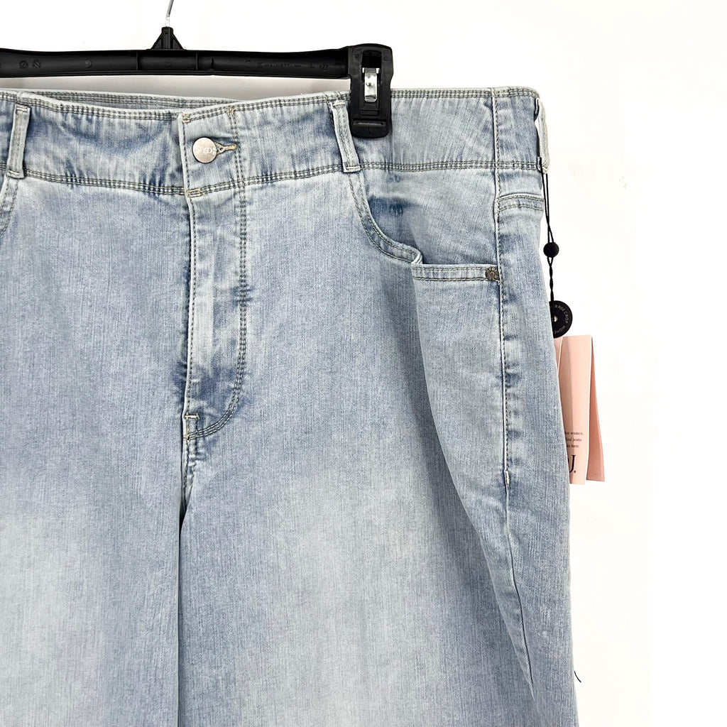 NYDJ Womens Major Wide Leg Capri Jeans 18W PETITE Daybreak Light Blue NWT