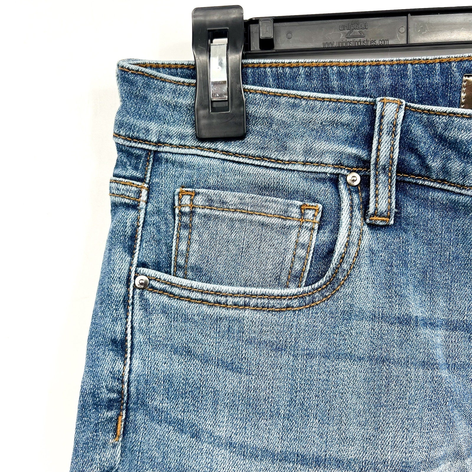 KUT FROM THE KLOTH Women's Gidget Fray Denim Shorts Size 4 Consolidated Blue NWT