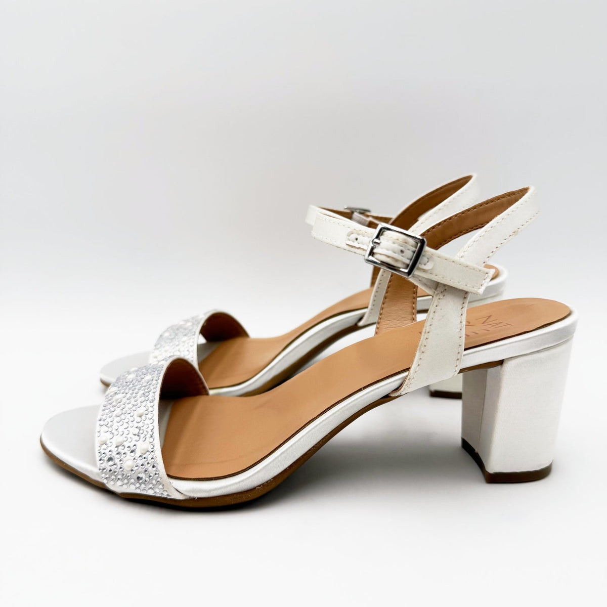 Naturalizer Womens Bristol Heeled Sandals Size 7 Pearl White Satin NWOB