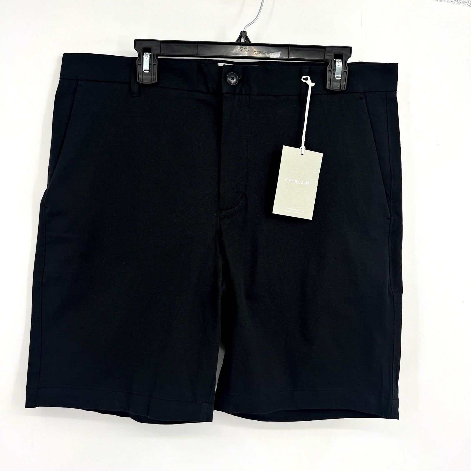 EVERLANE Men's The 9" Performance Chino Shorts Size 36 Black NWT