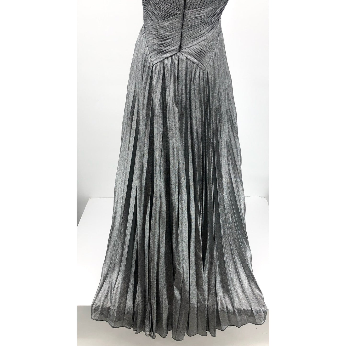 ZAC POSEN Women's Pleated Metallic Chiffon Gown Size 6 Silver Sleeveless NWT
