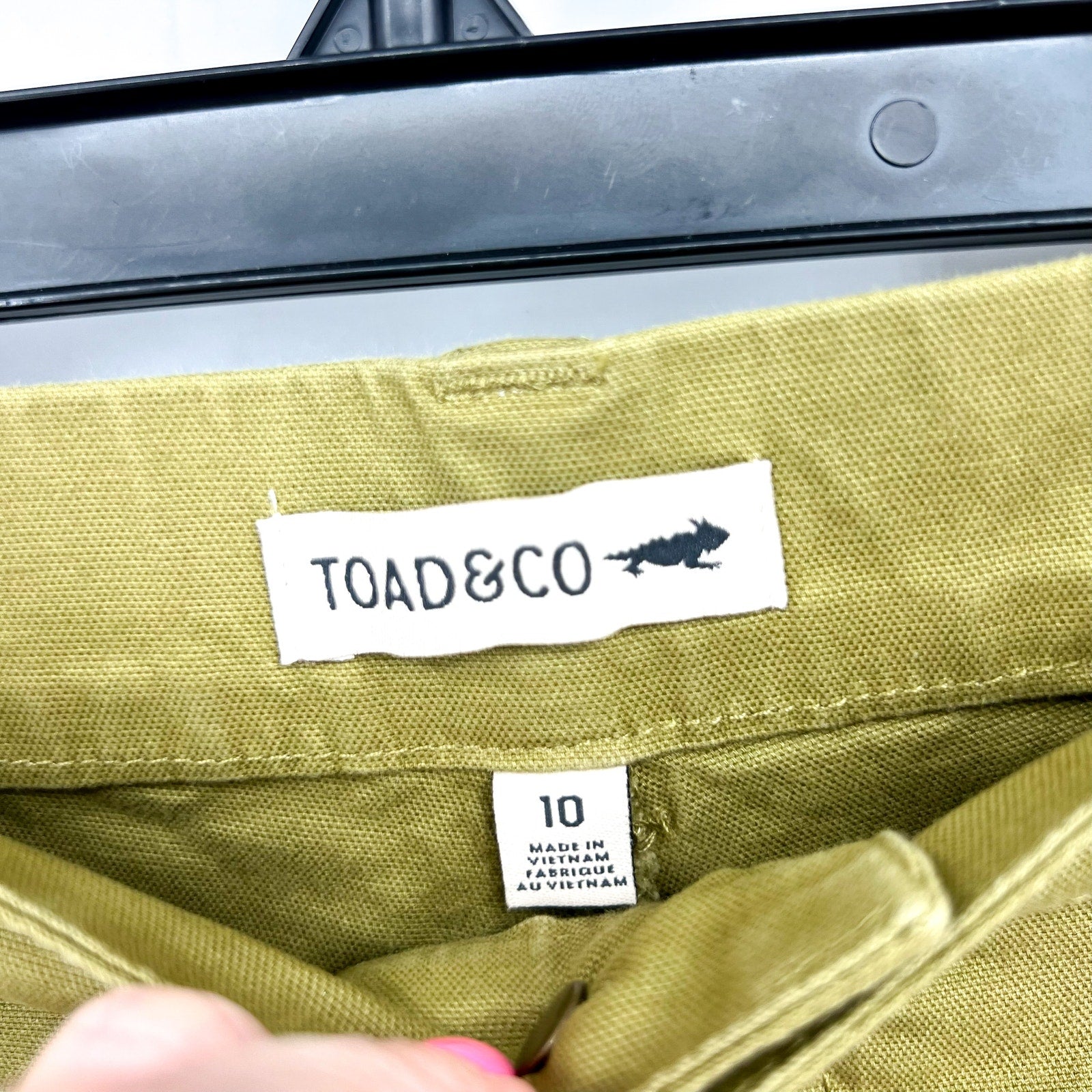 TOAD & CO. Women's Earthworks Camp Shorts Size 10 Moss Green Mid Rise NWT