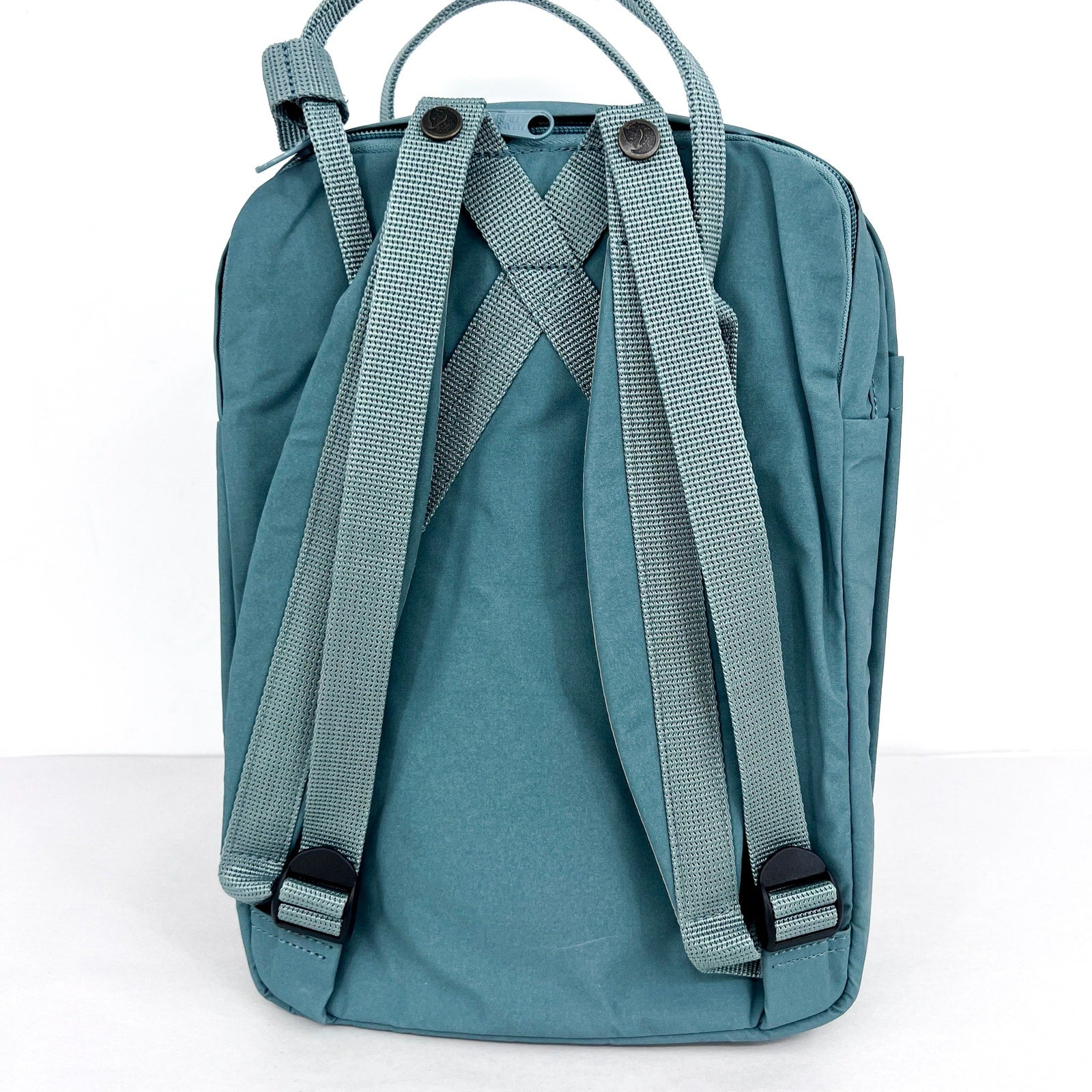 FJALLRAVEN Women's Kånken Mini Backpack Forest Green Water Resistant NWOT