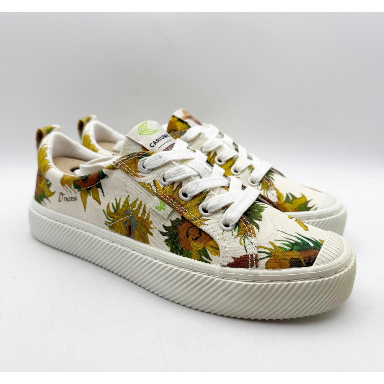 Cariuma X Van Gogh Womens OCA Low Sneaker Size 7.5 Sunflower White Canvas NIB