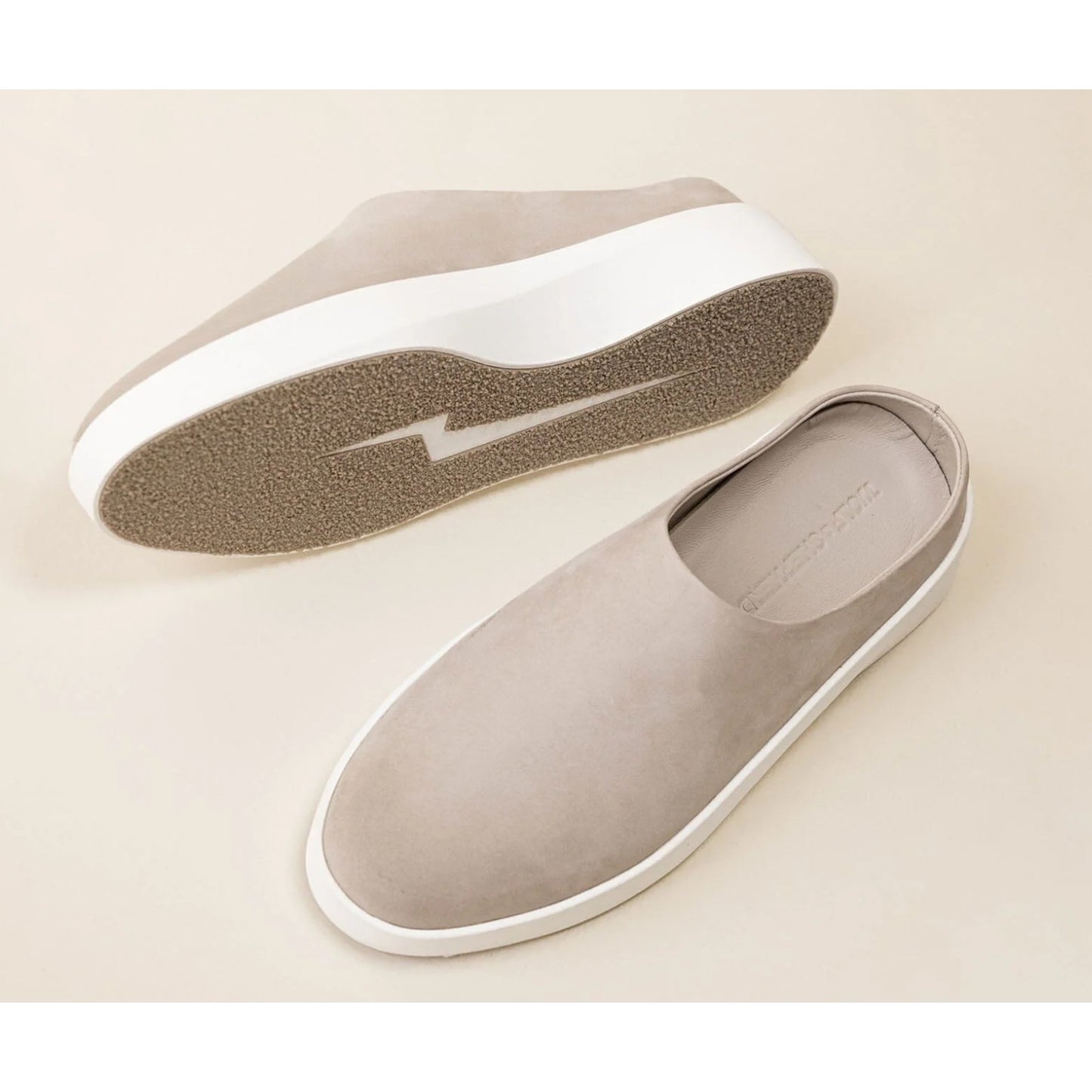 Wolf & Shepherd Mens Cruise Mule Slip On Shoes Size 12 Warm Gray Leather NIB