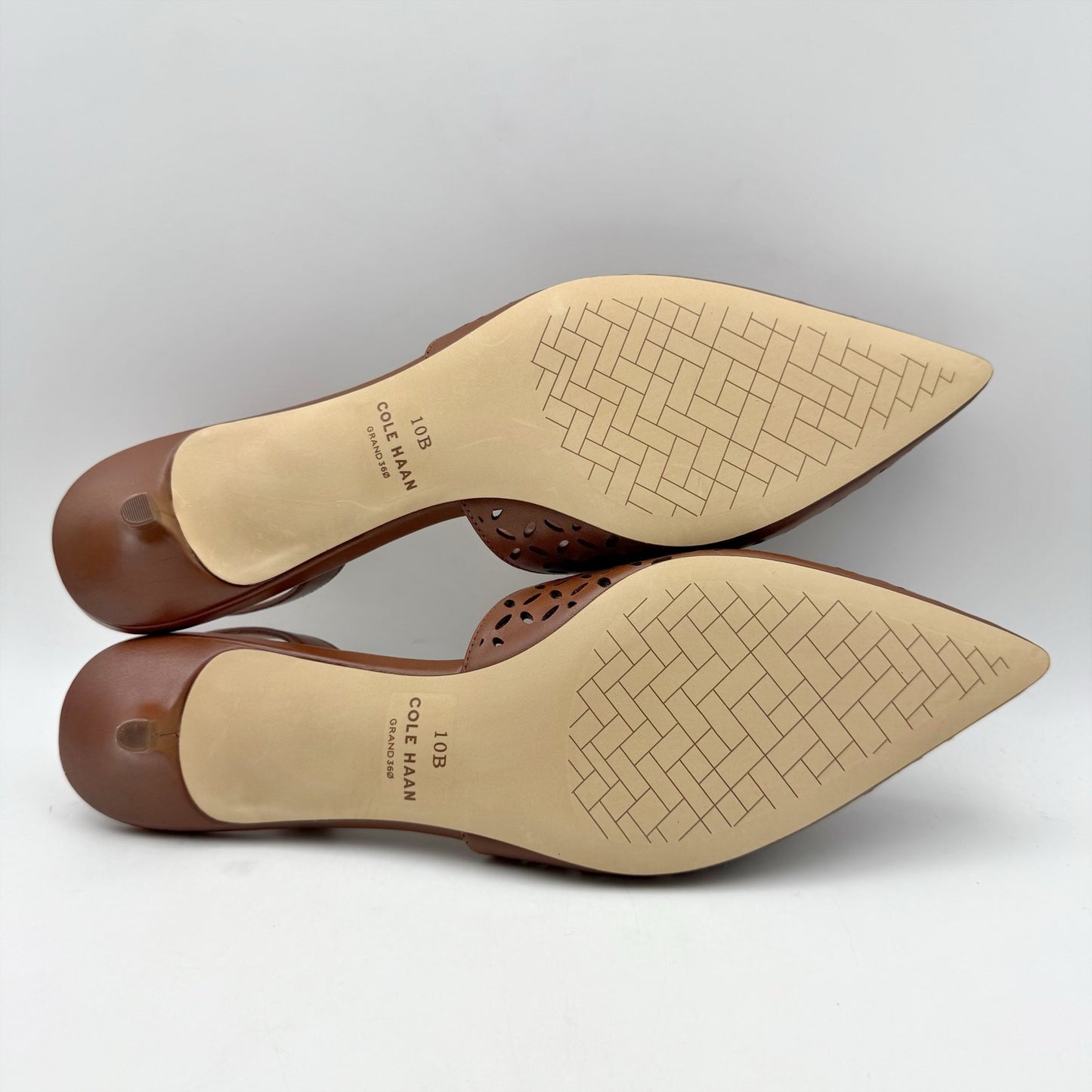 Cole Haan Womens Gilda Pumps US 10 B EU 40.5 Brown Perforated Leather NIB