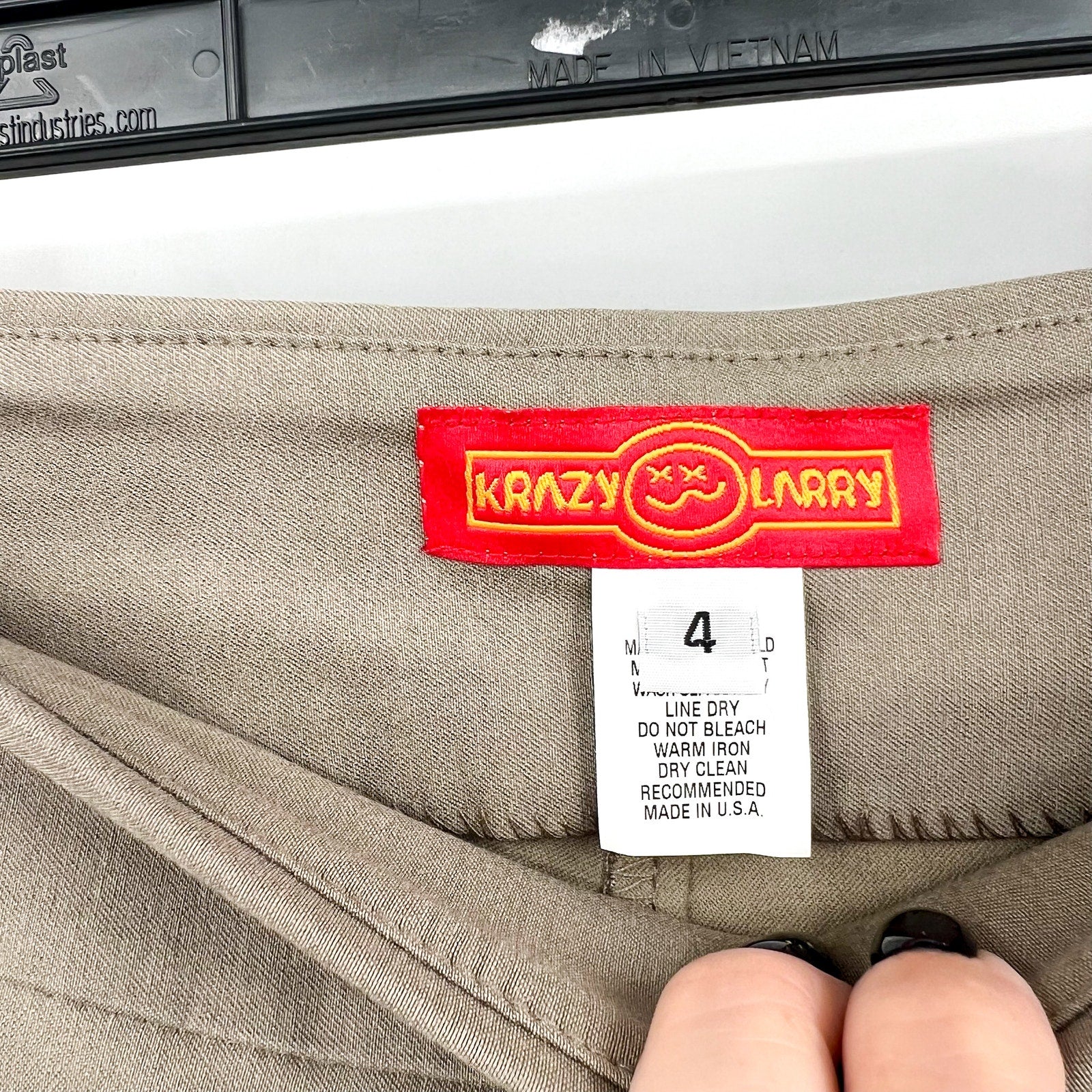 KRAZY LARRY Women's Pull-On Ankle Pants Size 4 Taupe High Rise Stretch NWT