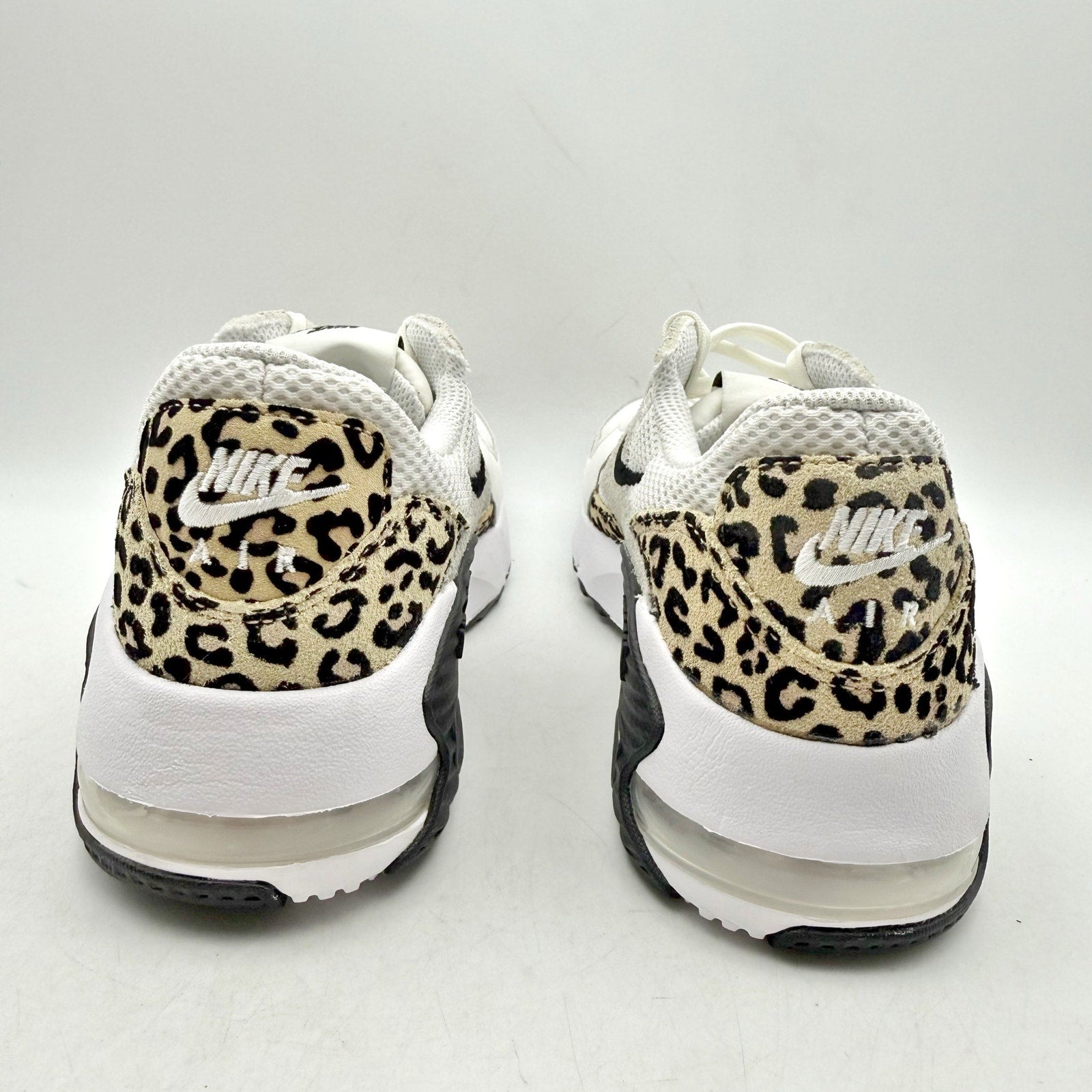 Nike Womens Air Max Excee Casual Sneakers US 7.5 White Leopard Athletic NWOB