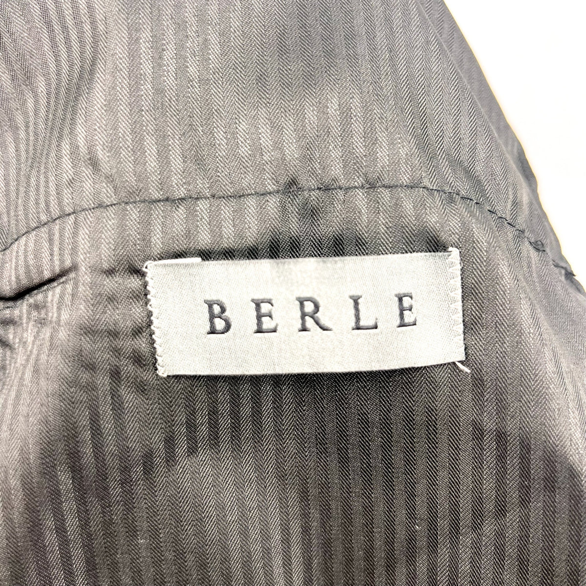 BERLE Men's Classic Dress Pants 42x34 Navy Blue Flat Front Career Formal NWOT
