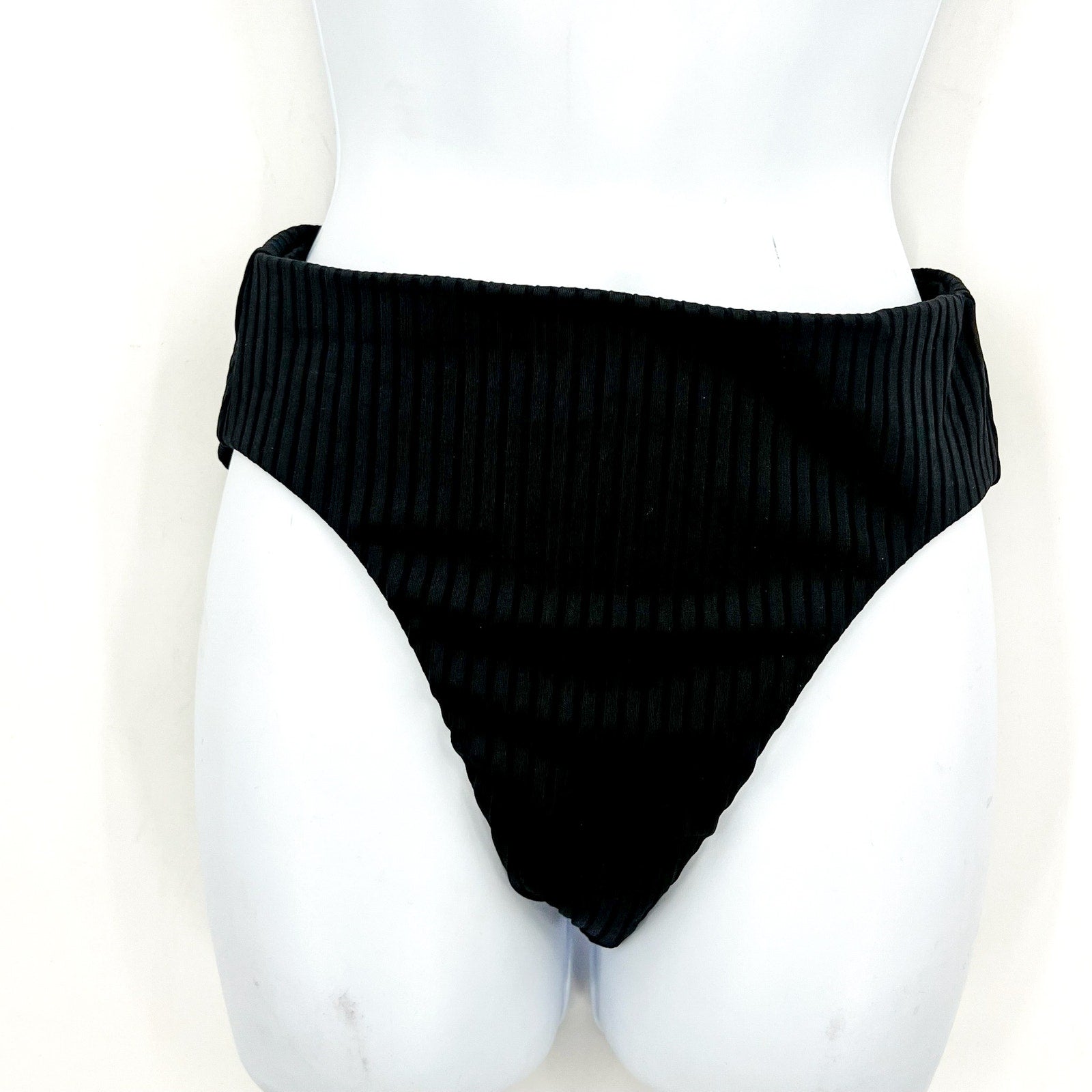 L*SPACE Women's Savannah Classic High Waist Bikini Bottoms Small Black NWOT