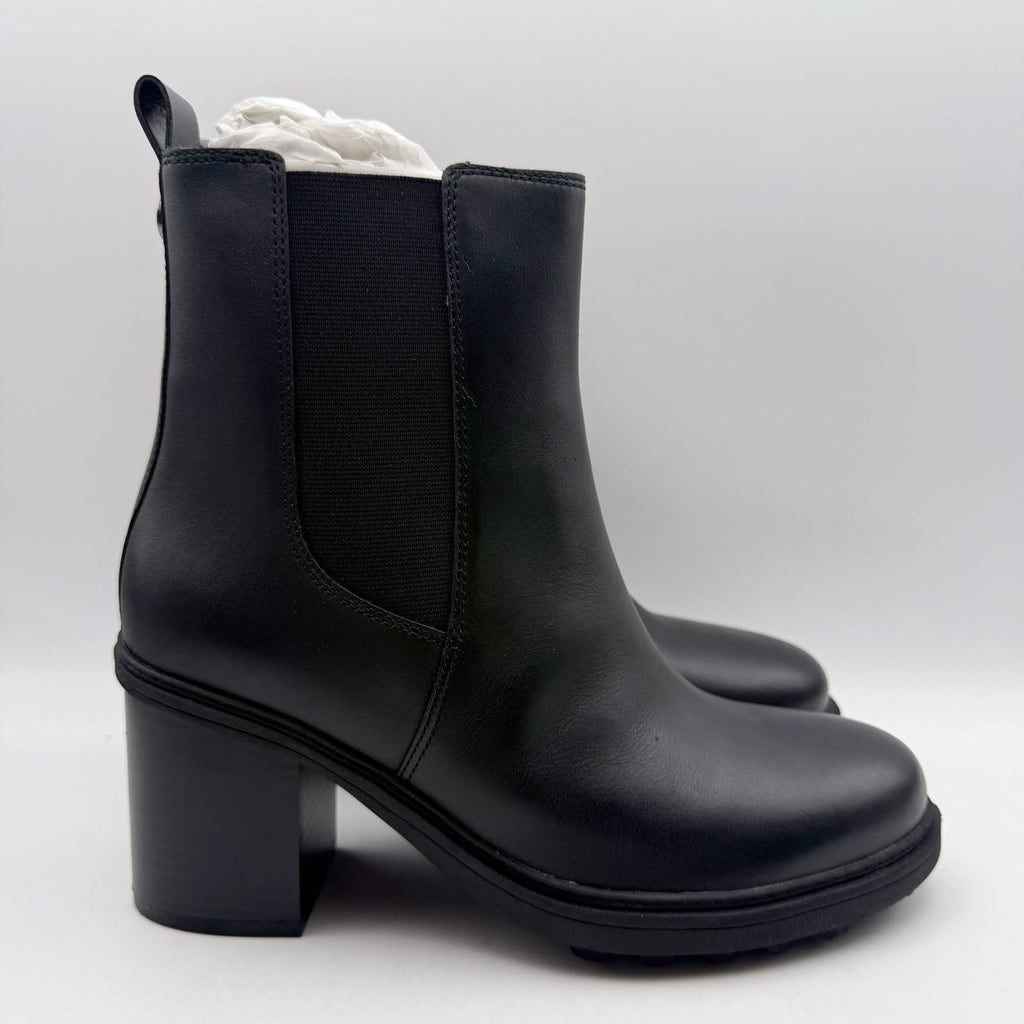 VIONIC Womens Truckee Booties Size 9 Wide Black Leather Waterproof NIB