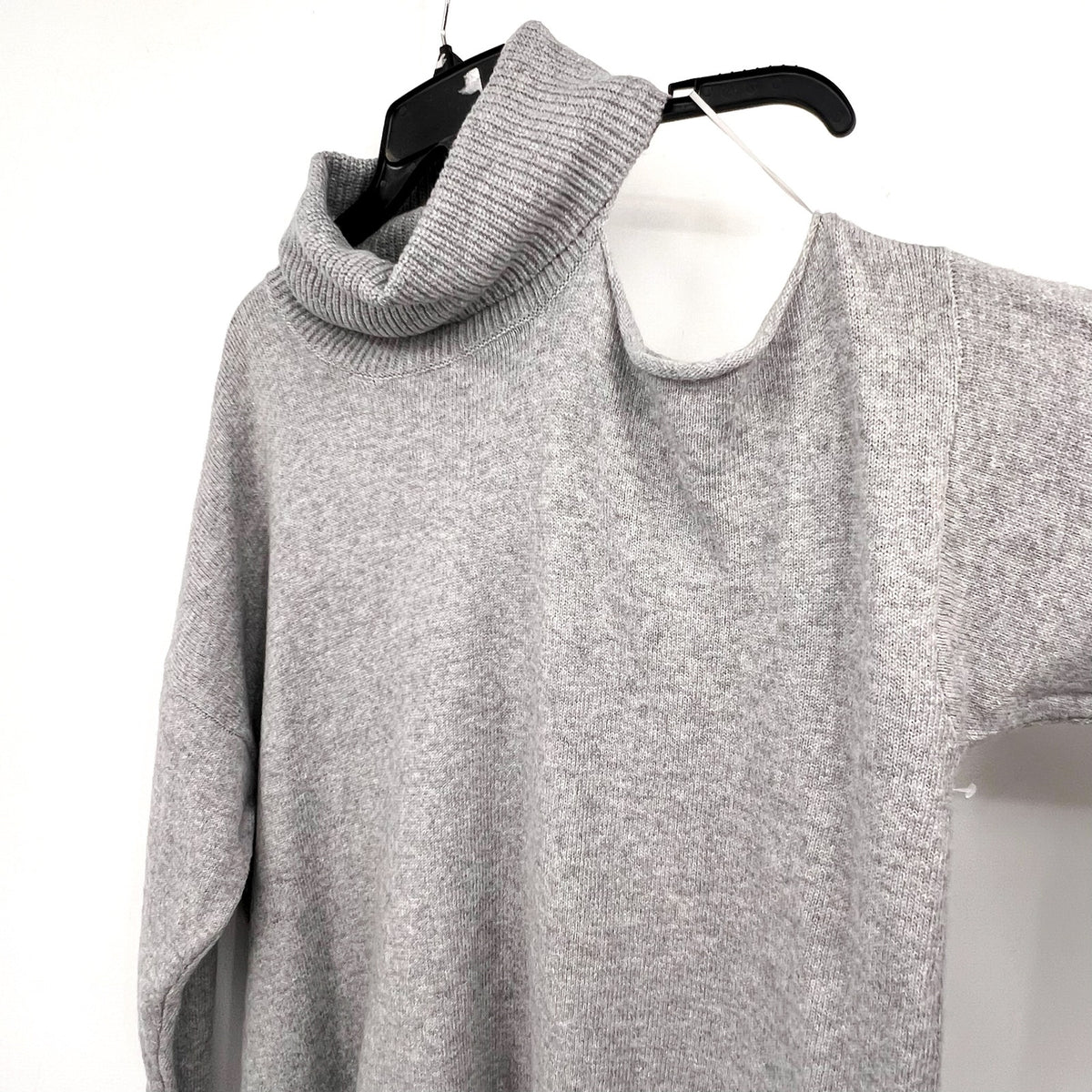 1. STATE Women Turtleneck Cold Shoulder Sweater 3X Light Heather Grey NWOT