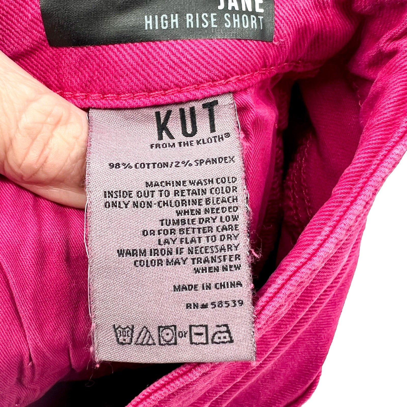 KUT FROM THE KLOTH Womens Jane High Rise Shorts Size 00 Pink Fuchsia Raw Hem NWT