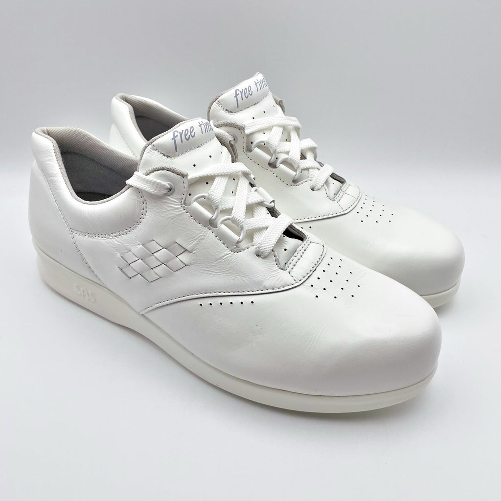 SAS Womens Free Time Comfort Walking Sneakers US 10.5 Wide White Leather NIB