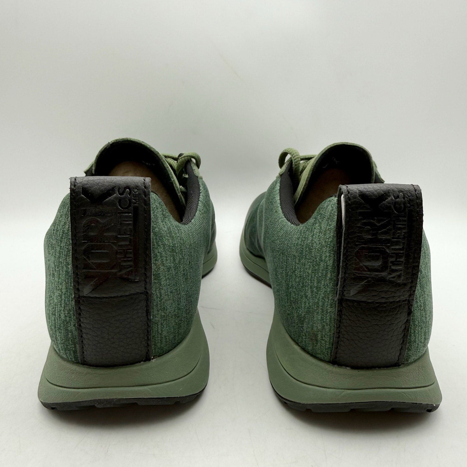 YORK Athletics Mens Henry Sweatshirt Casual Sneaker US 8 Green Knit Athletic NIB