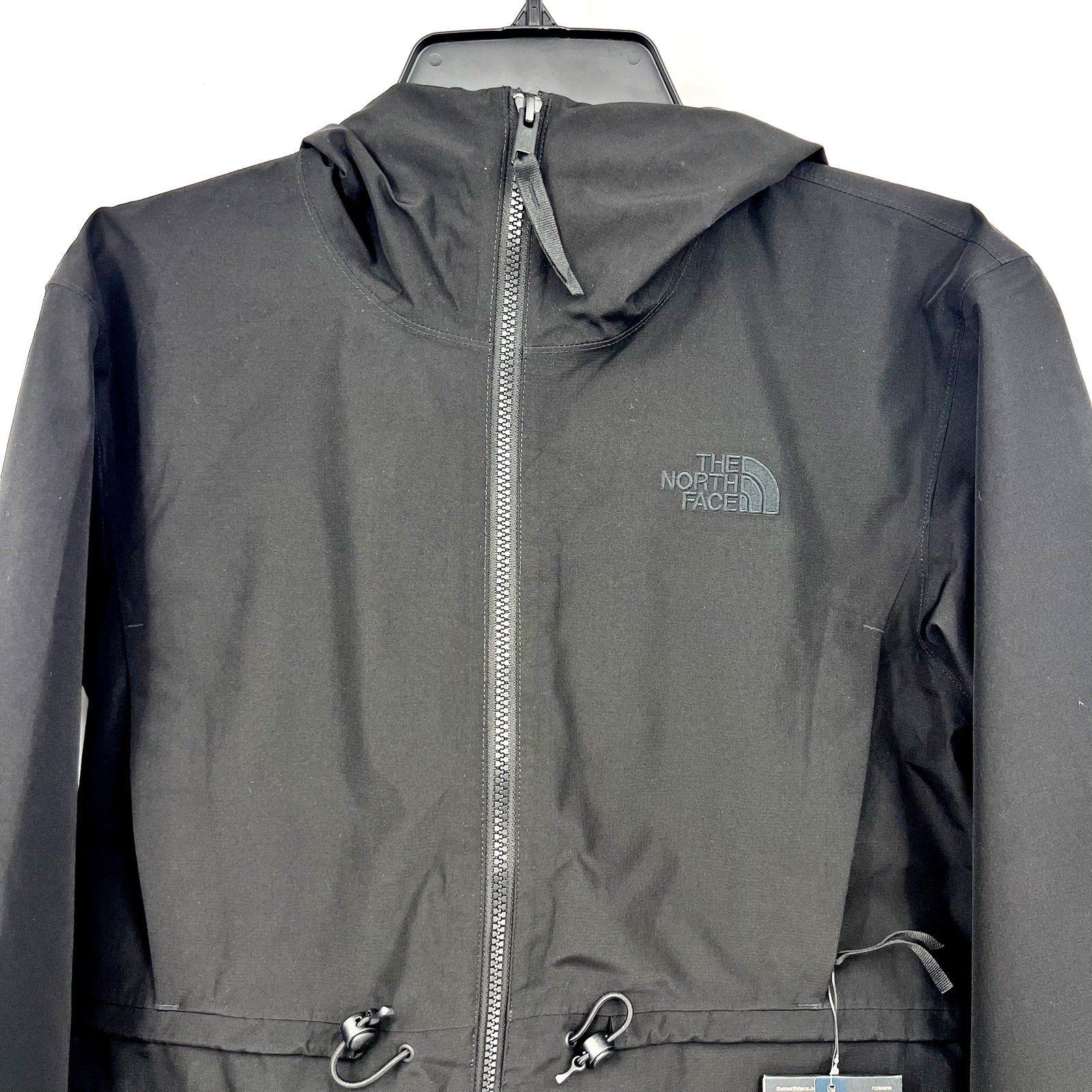 THE NORTH FACE Women's Daybreak Crop Rain Jacket Small TNF Black Hooded NWT