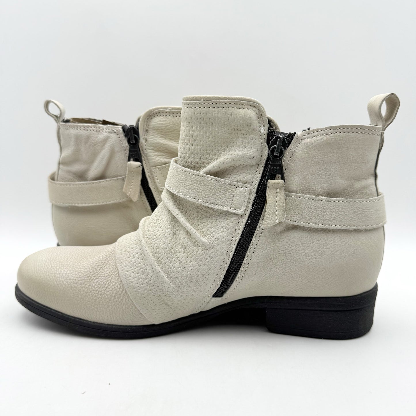 Miz Mooz Womens Suzy Ankle Bootie EU 38 US 7.5-8 Cream Leather NIB