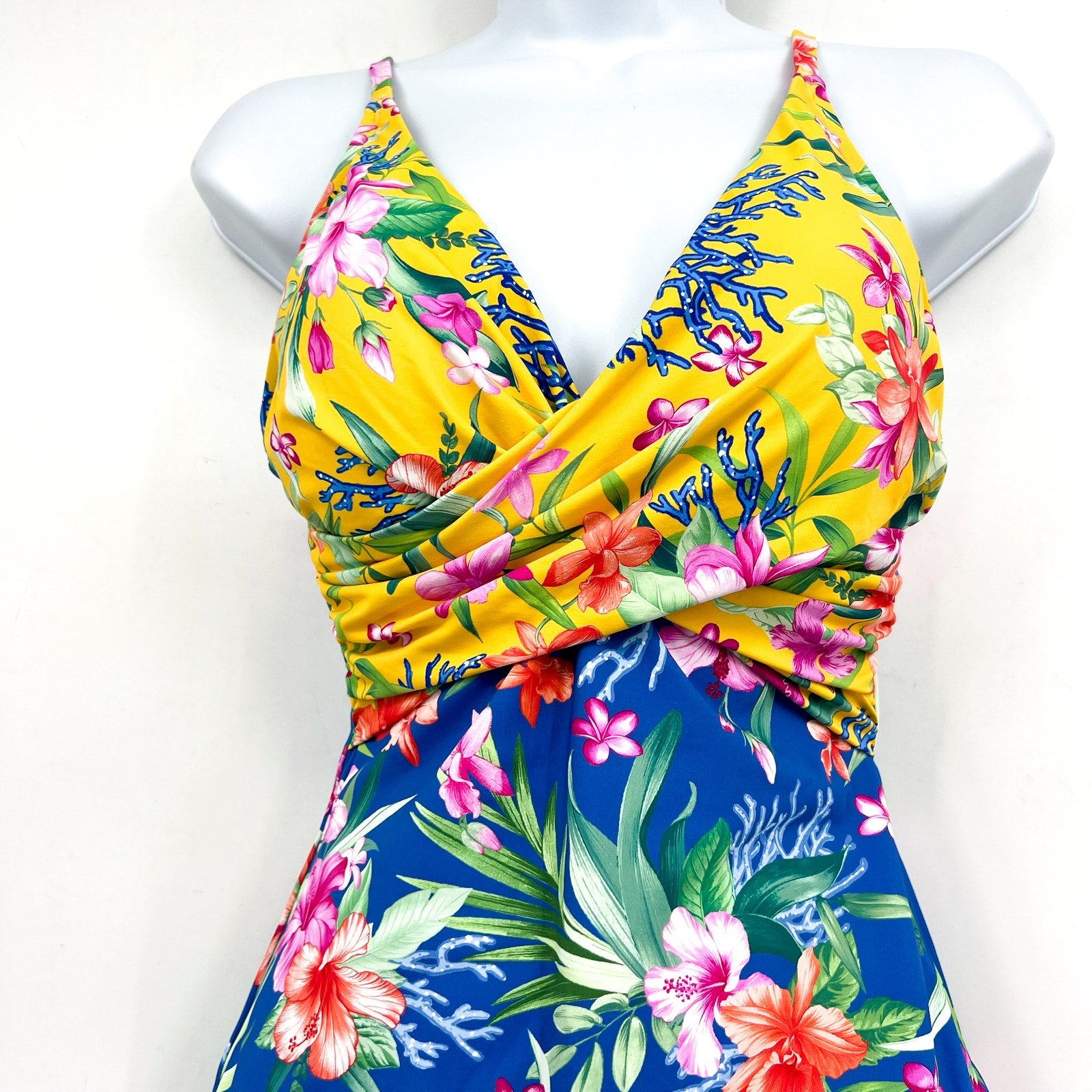 TOMMY BAHAMA Women's Isola Vita One-Piece Swimsuit Size 8 Yellow Blue Floral NWT