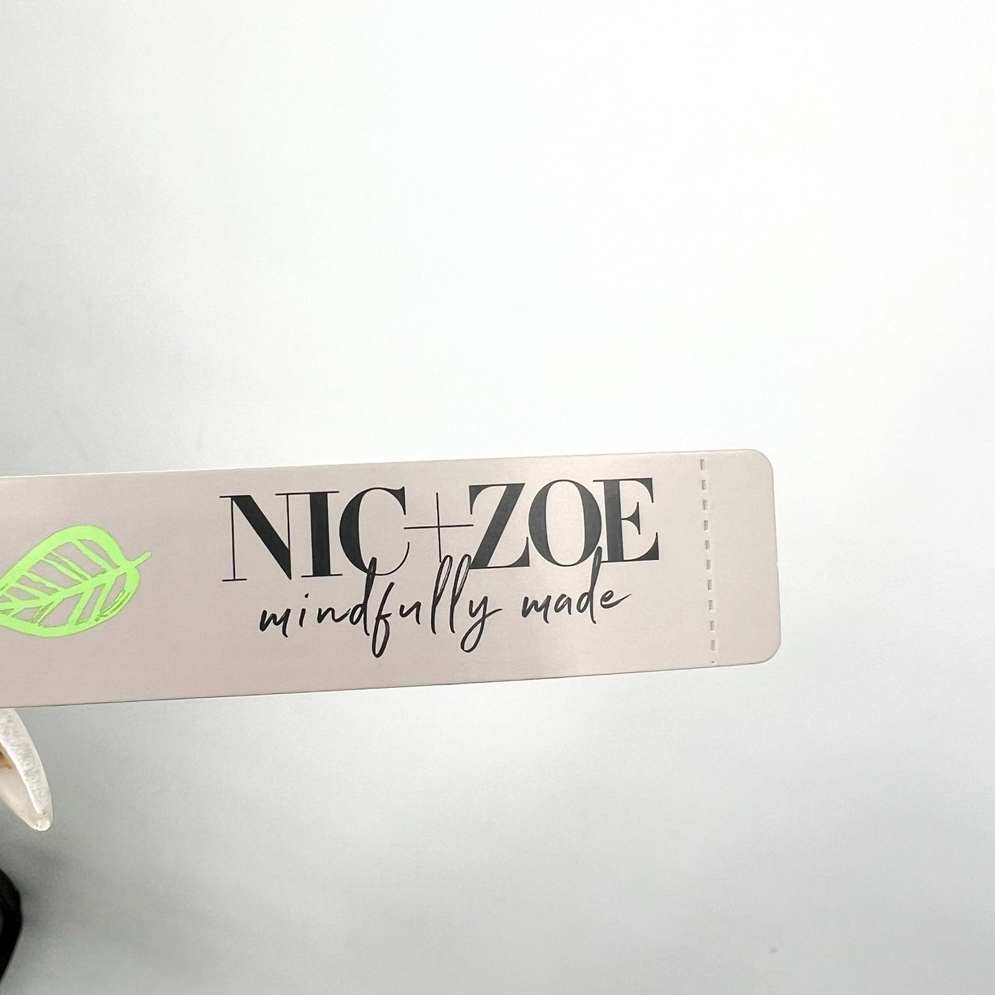 NIC + ZOE Evening Petal Bubble Midi Skirt Large Black White Floral Print NWT